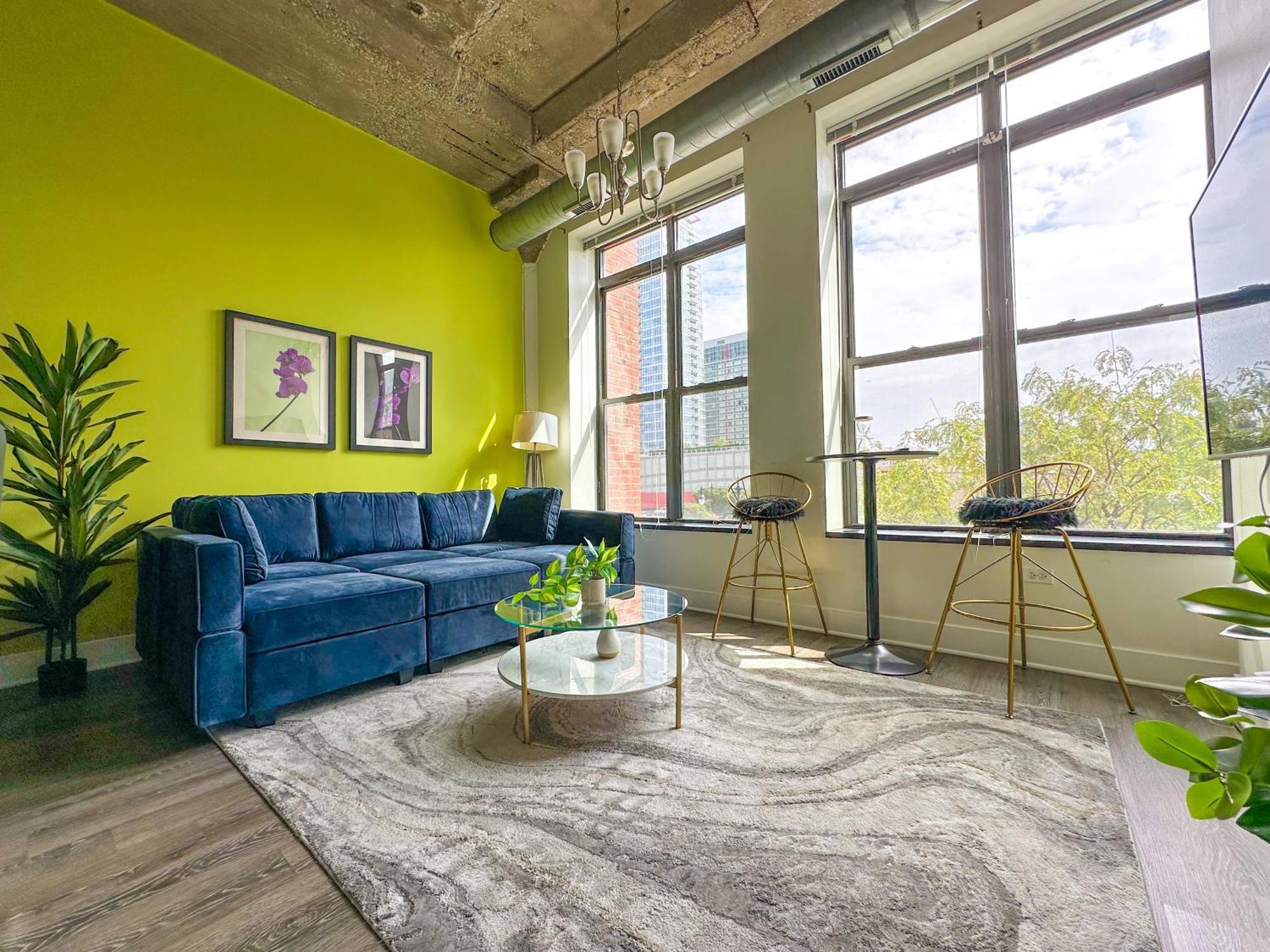 Group-friendly 2br With Optional Parking And Gym Access Near Mccormick Place And Soldier Field * Chicago