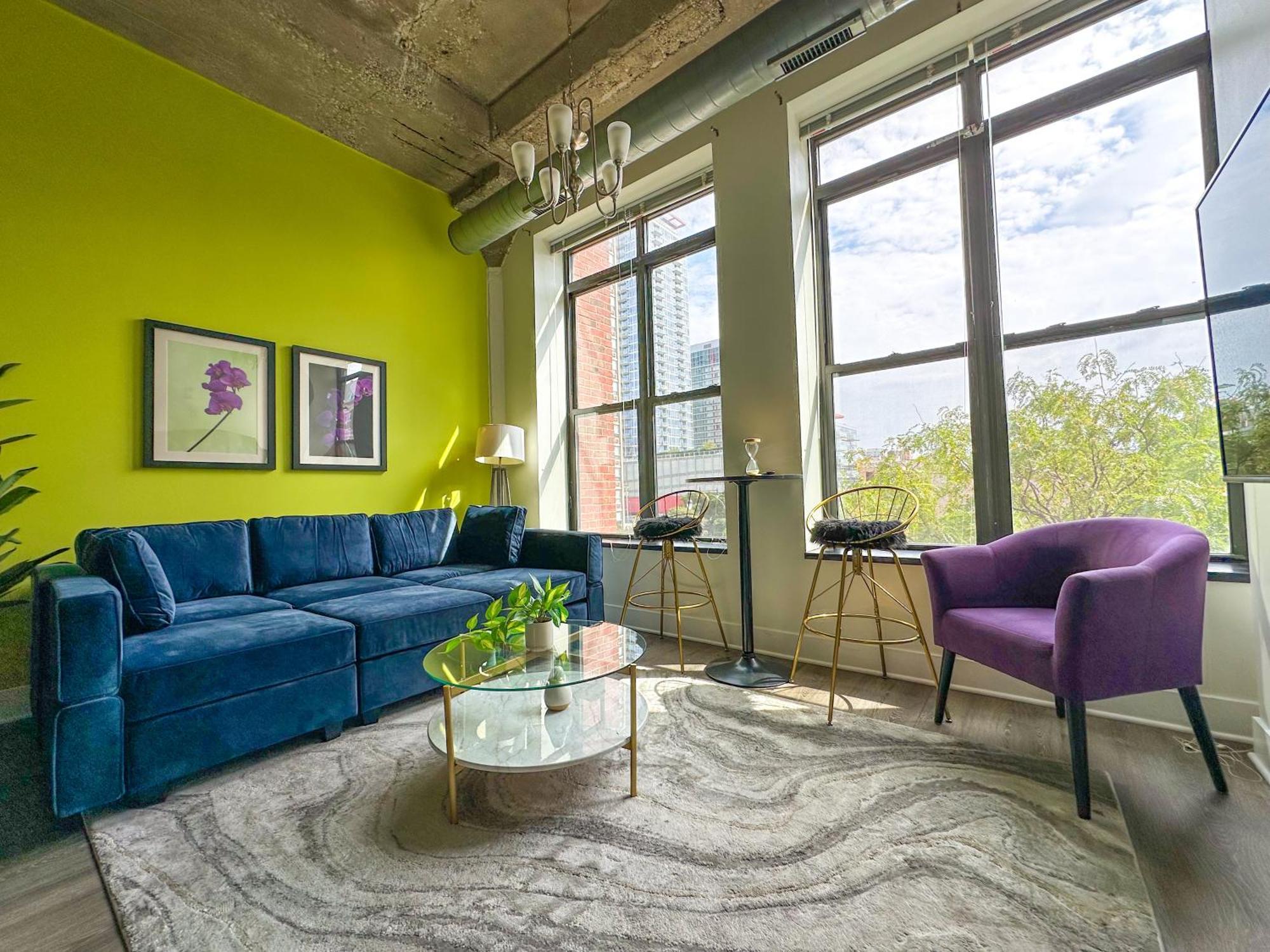 Group-friendly 2br With Optional Parking And Gym Access Near Mccormick Place And Soldier Field