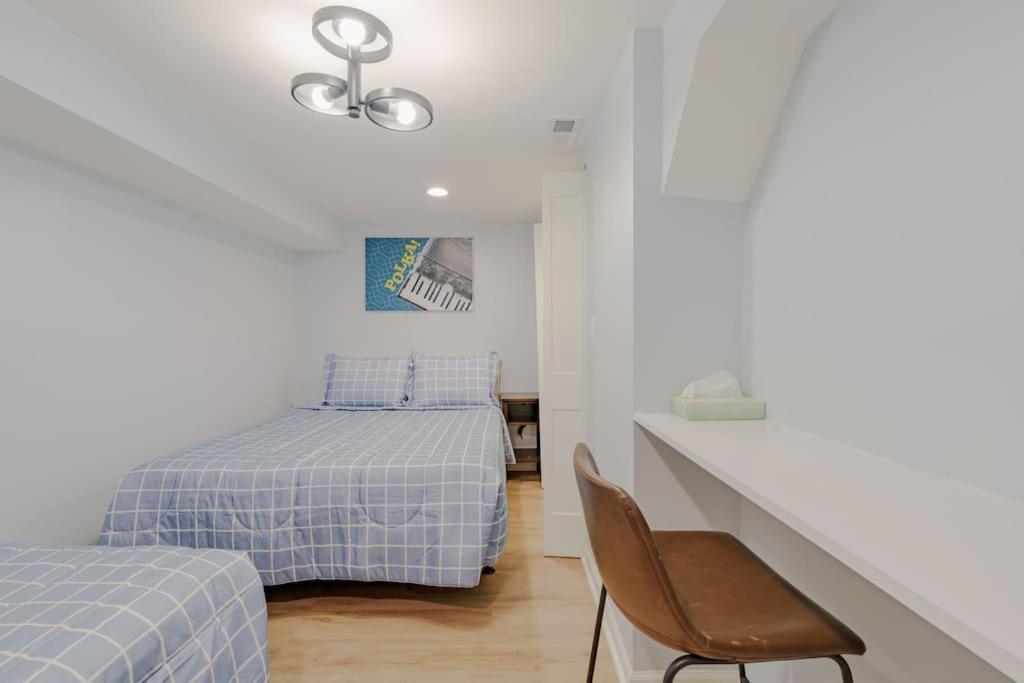 Prime Location In Lakeview Near Wrigleyville Chicago