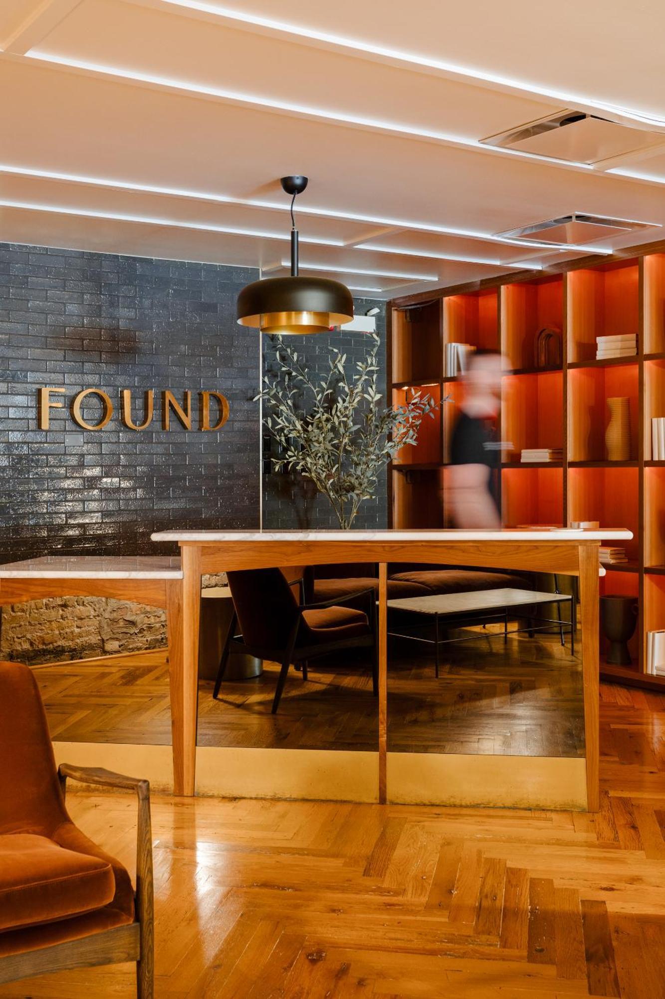 Hotel Found Chicago Powered By Sonder *