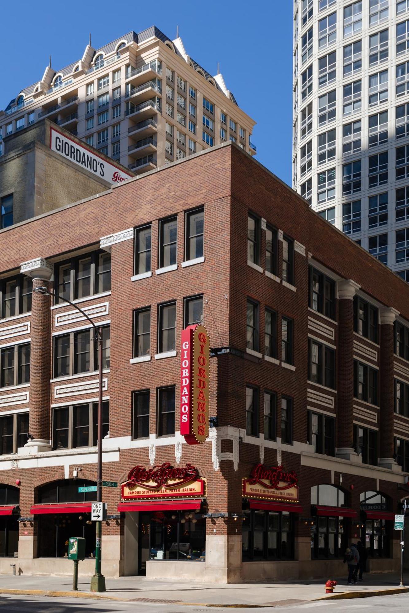 Found Chicago Powered By Sonder Hotel Chicago