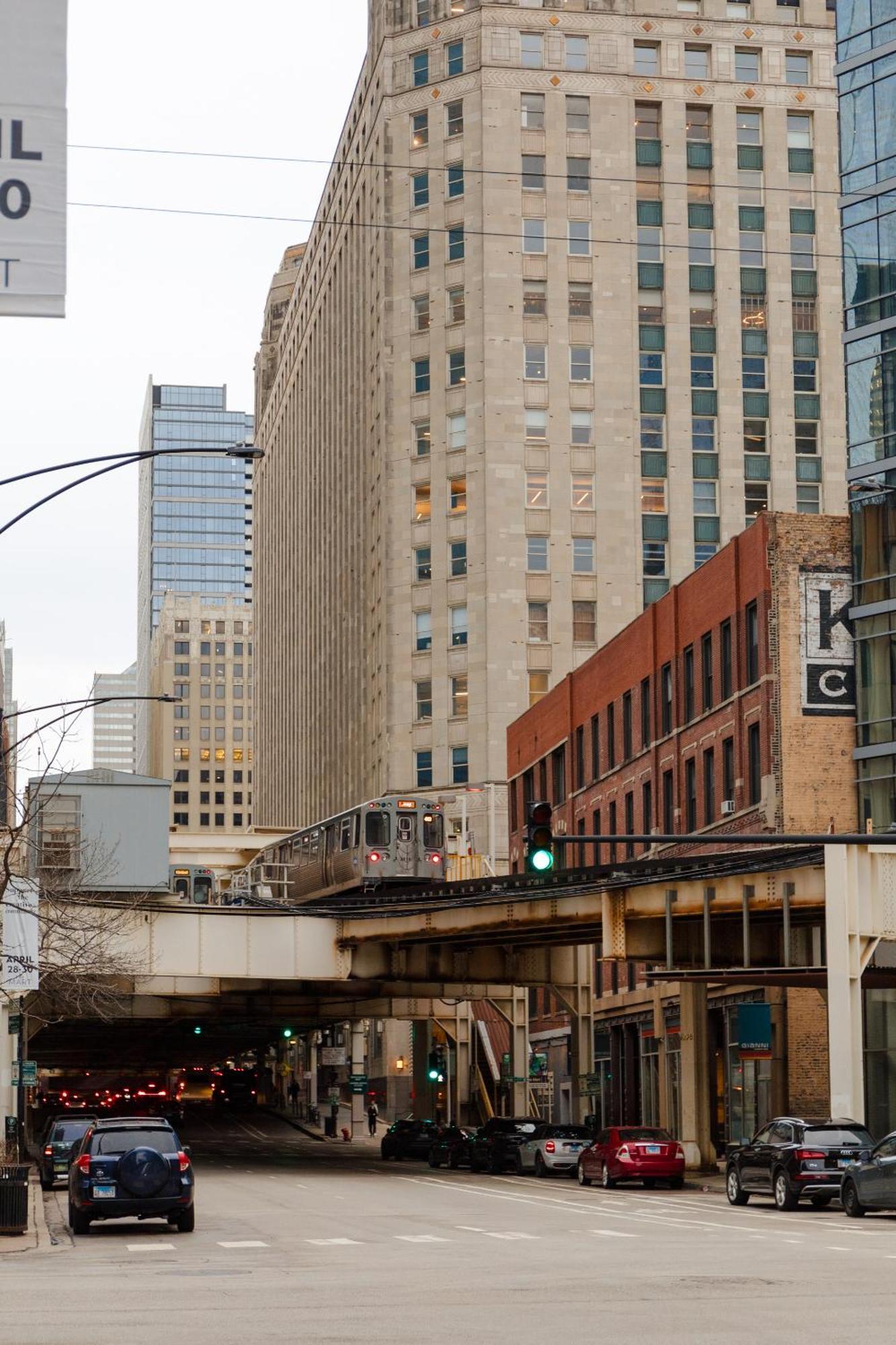 Found Chicago Powered By Sonder * Chicago