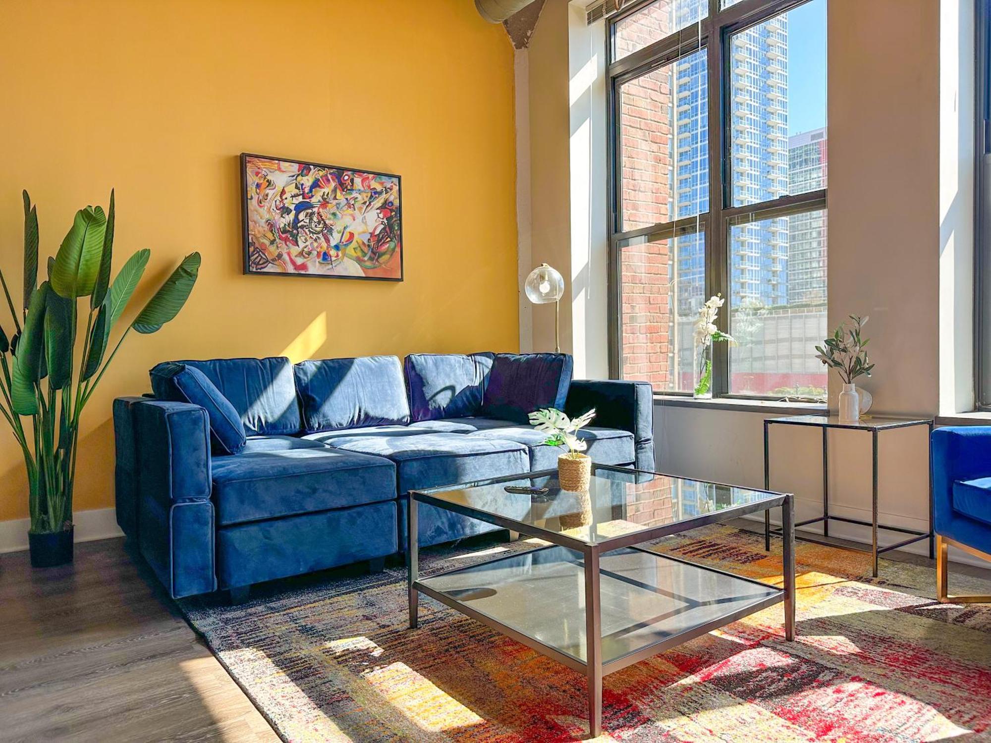 Mccormick 2br-2ba For 8 Guests With Optional Parking & Gym Apartment Chicago