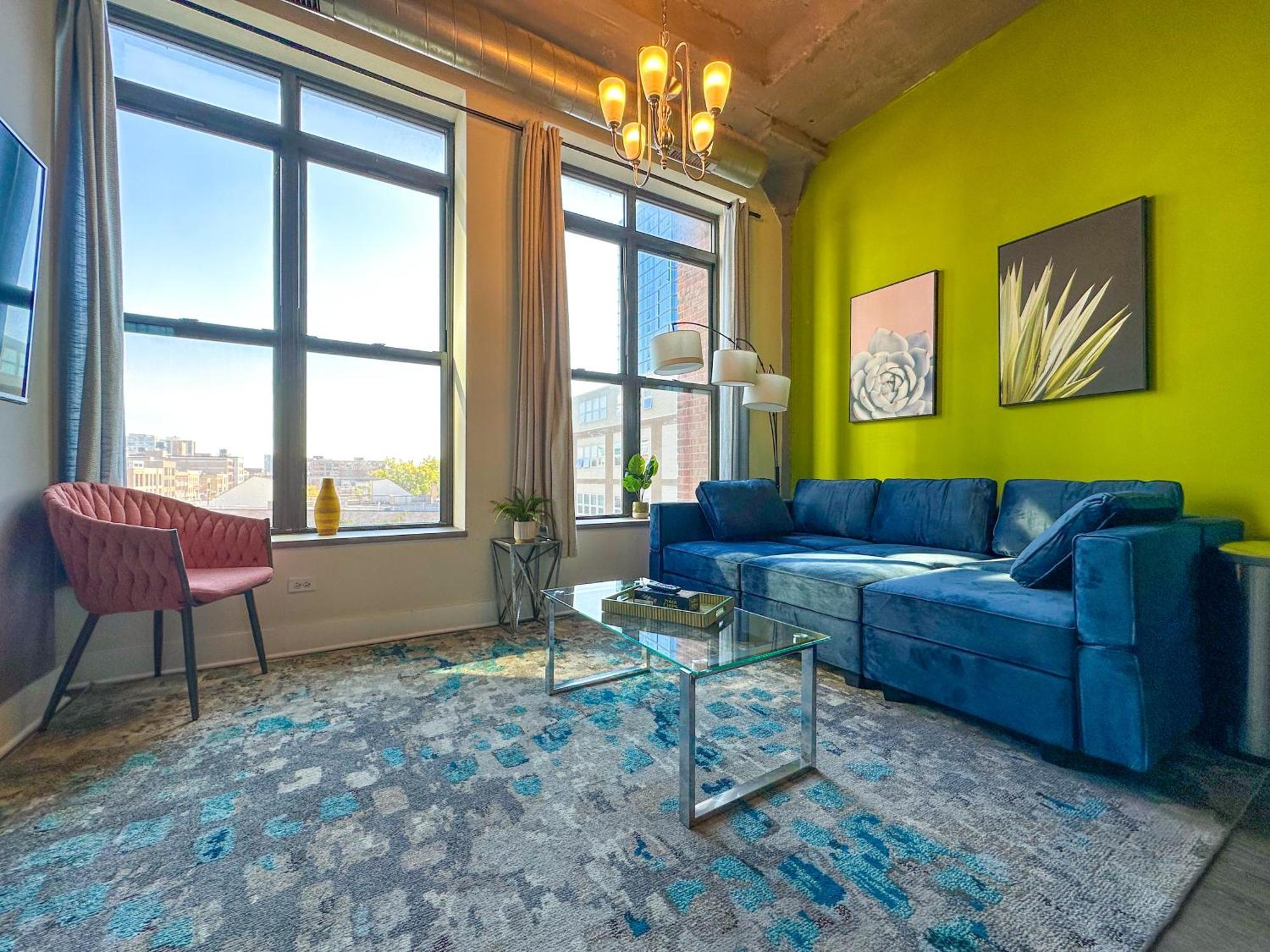 Downtown 2br Getaway South Loop Comfort Near Mccormick Place, Soldier Field And Grant Park *