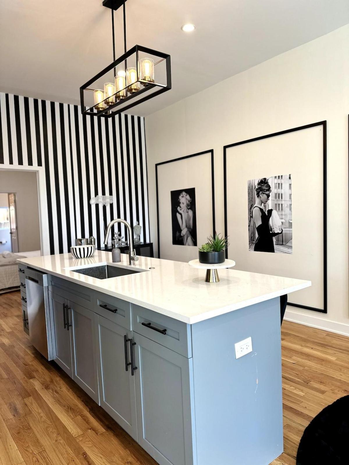 Vogue Bucktown Chicago