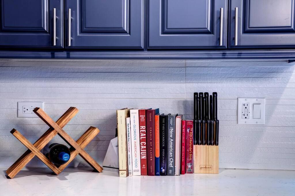 Stylish 2br Stunner In Unbeatable Location * Chicago