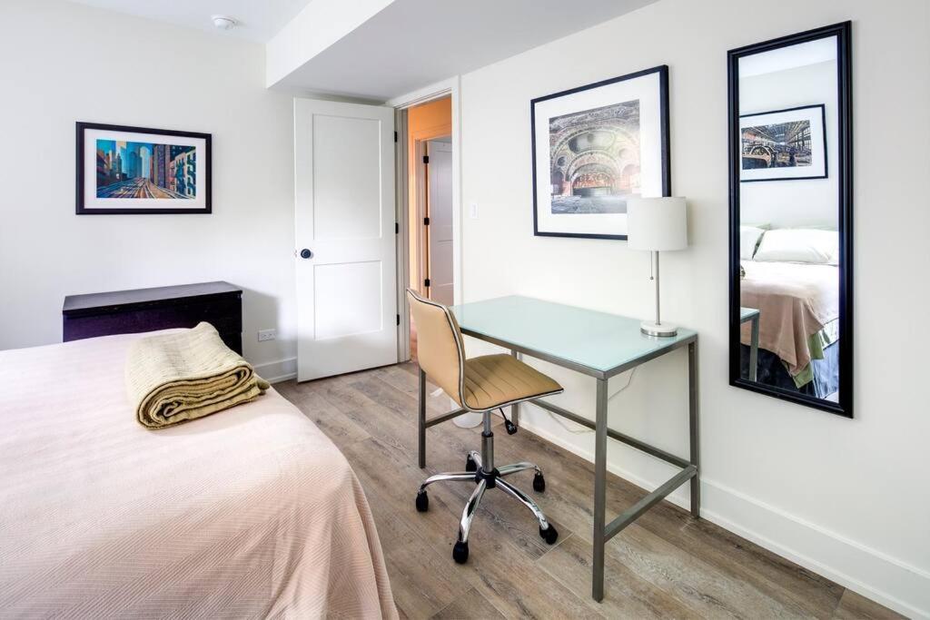 Stylish 2br Stunner In Unbeatable Location * Chicago