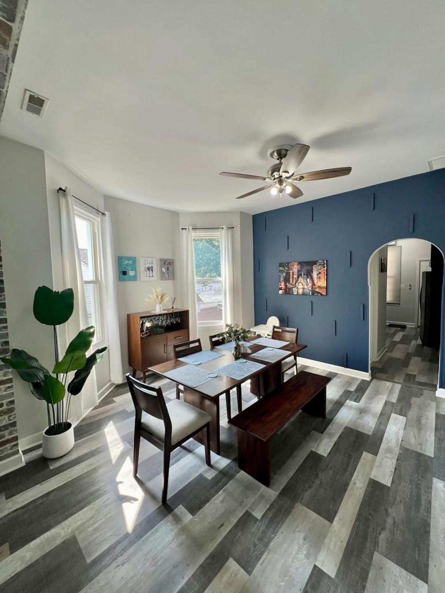 Stylish 3bedroom Aparment W Games & Free Parking Chicago