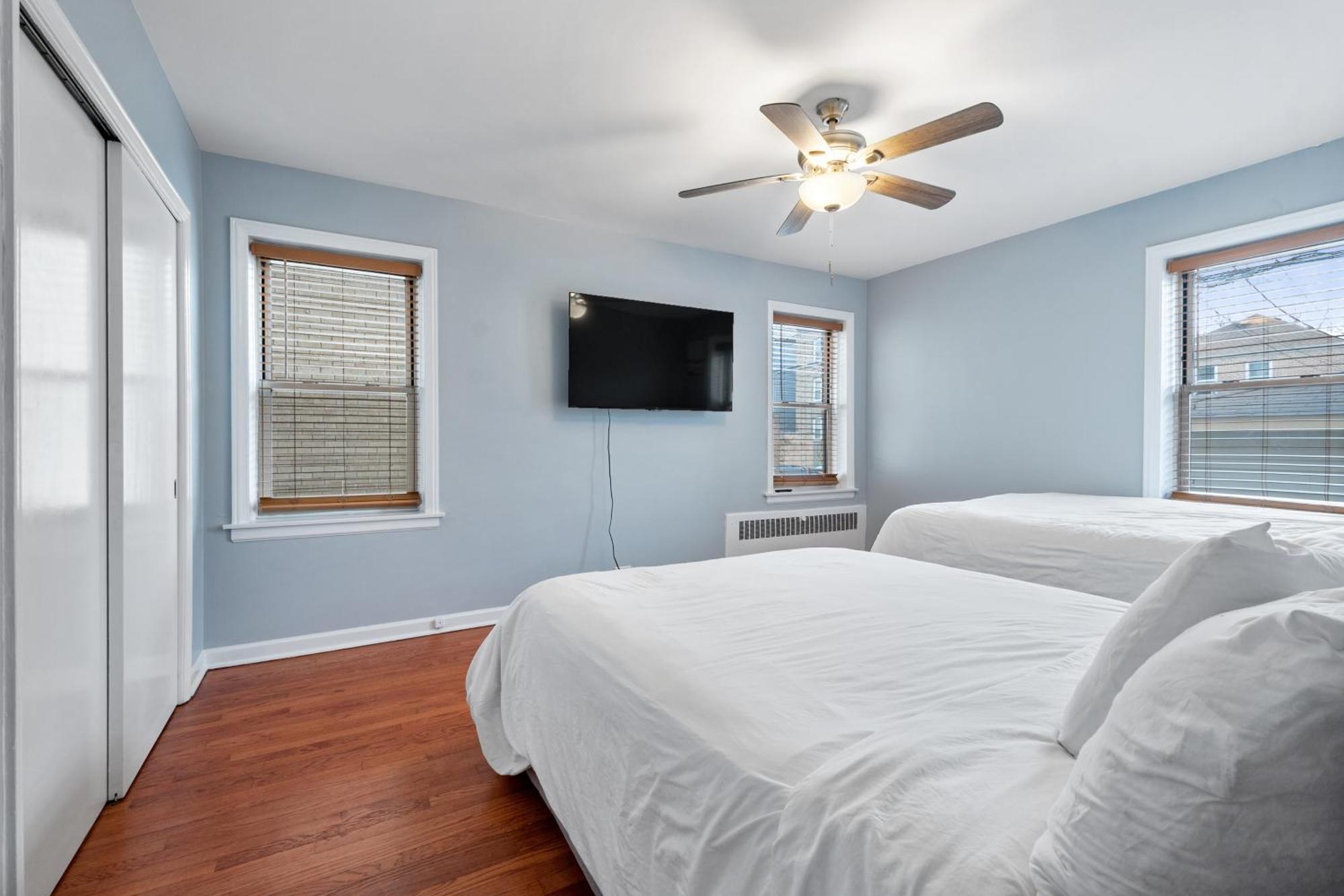 Apartamento Chic & Spacious 3-bedroom Condo-just 10 Minutes From Downtown *