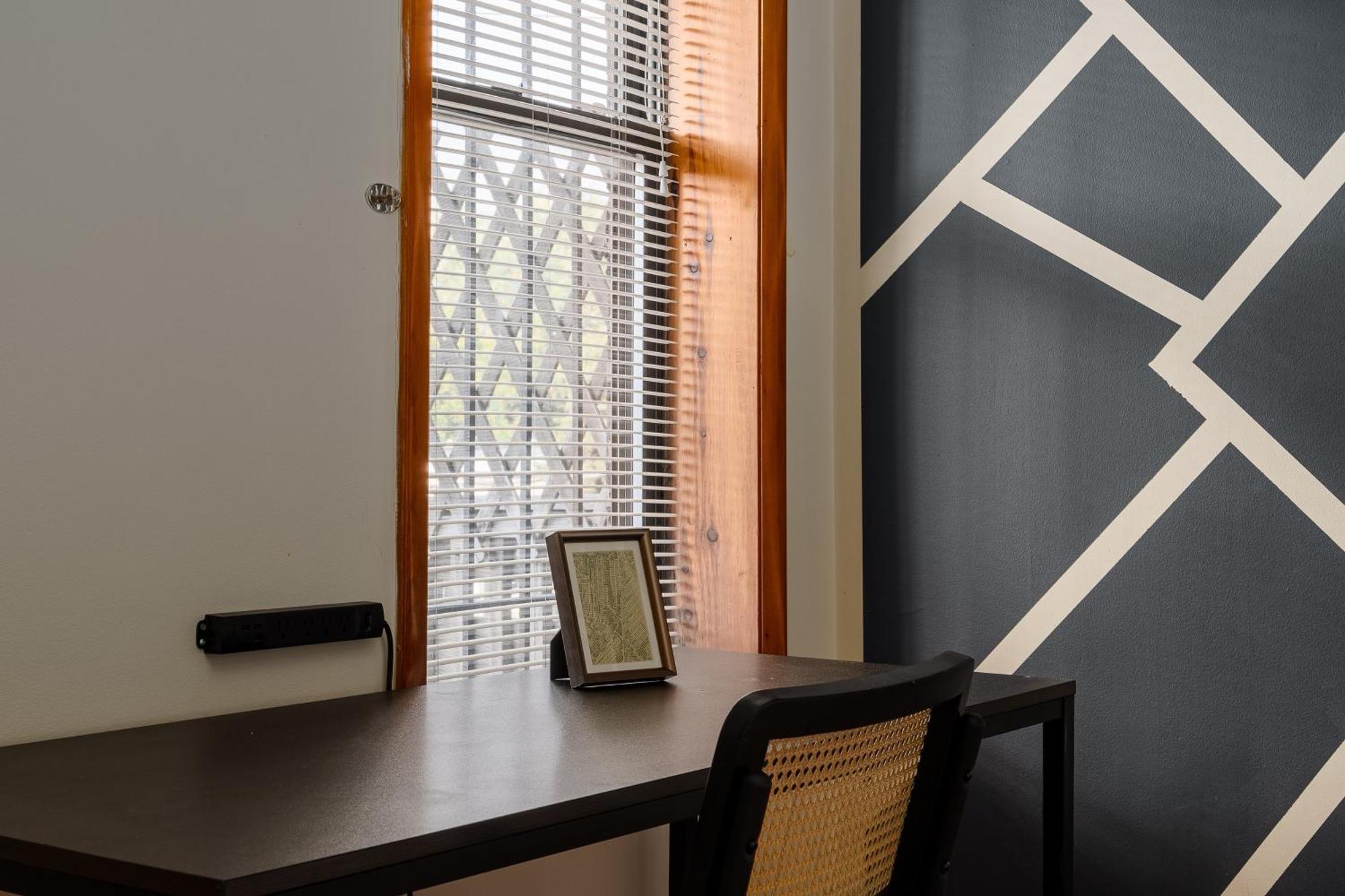 Ukrainian Village 2br Modern D2 Chicago