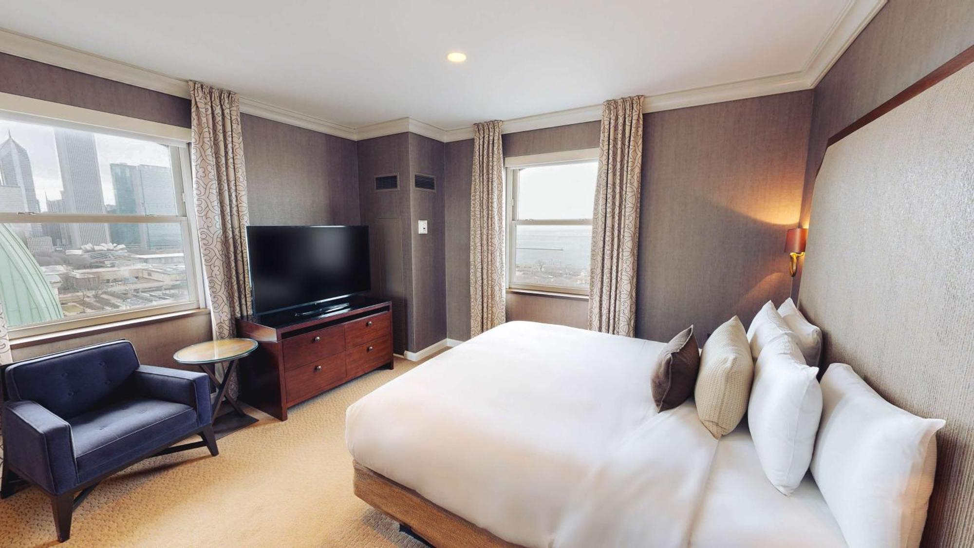 Hilton 3* Chicago