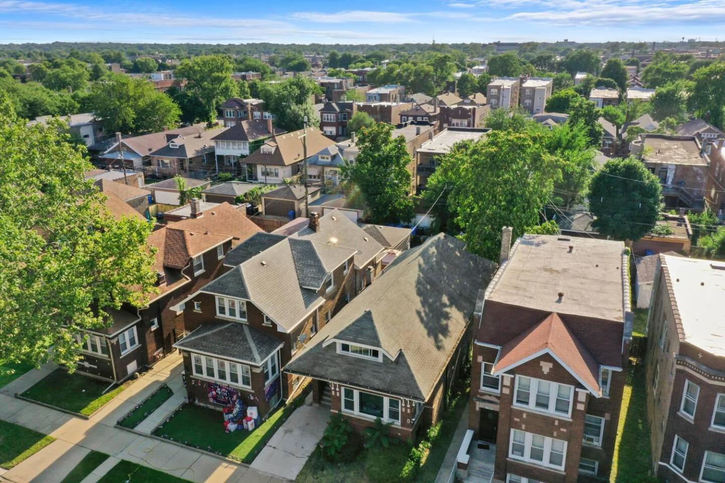 Gorgeous 5 Bedroom Gem With Games * Chicago