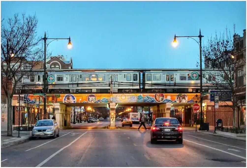 1br Gem In Prime, Vibrant Location Walk To Dining Apartamento Chicago