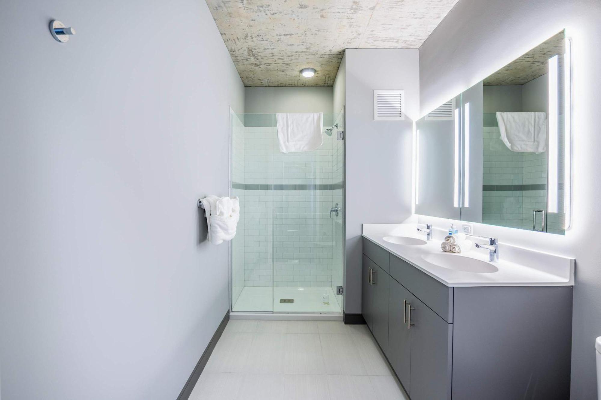 Freshly Minted 2br - Elegance & Comfort In Apartamento *