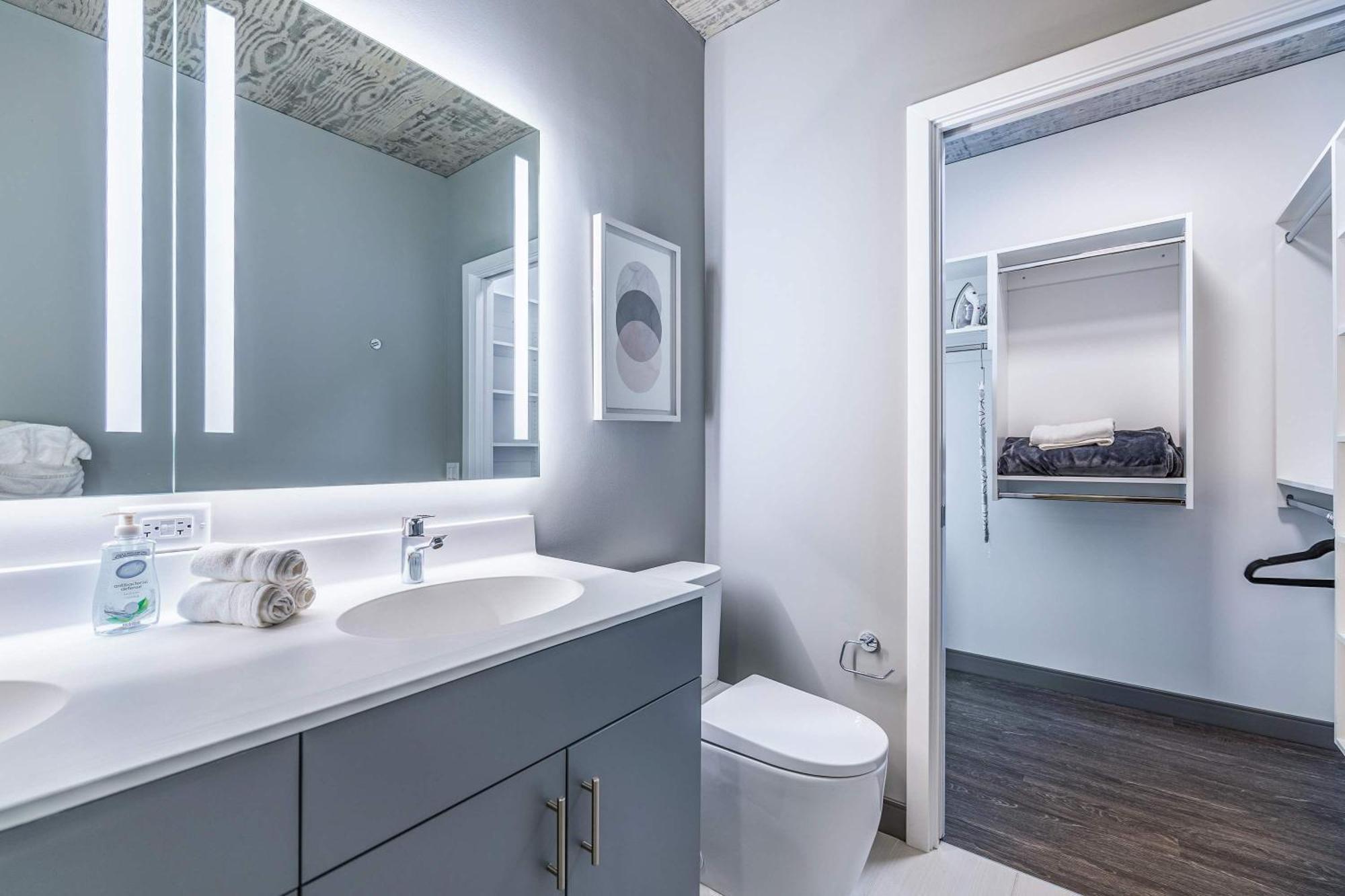 Apartamento Freshly Minted 2br - Elegance & Comfort In
