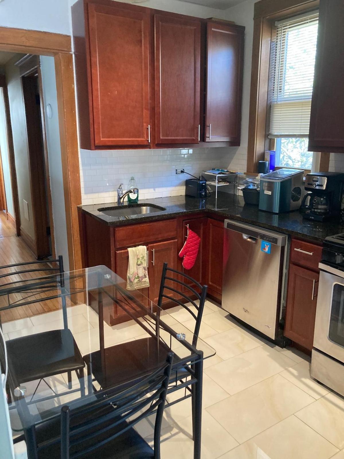 Blue In Dorothy's Bnb Bed & Breakfast Chicago