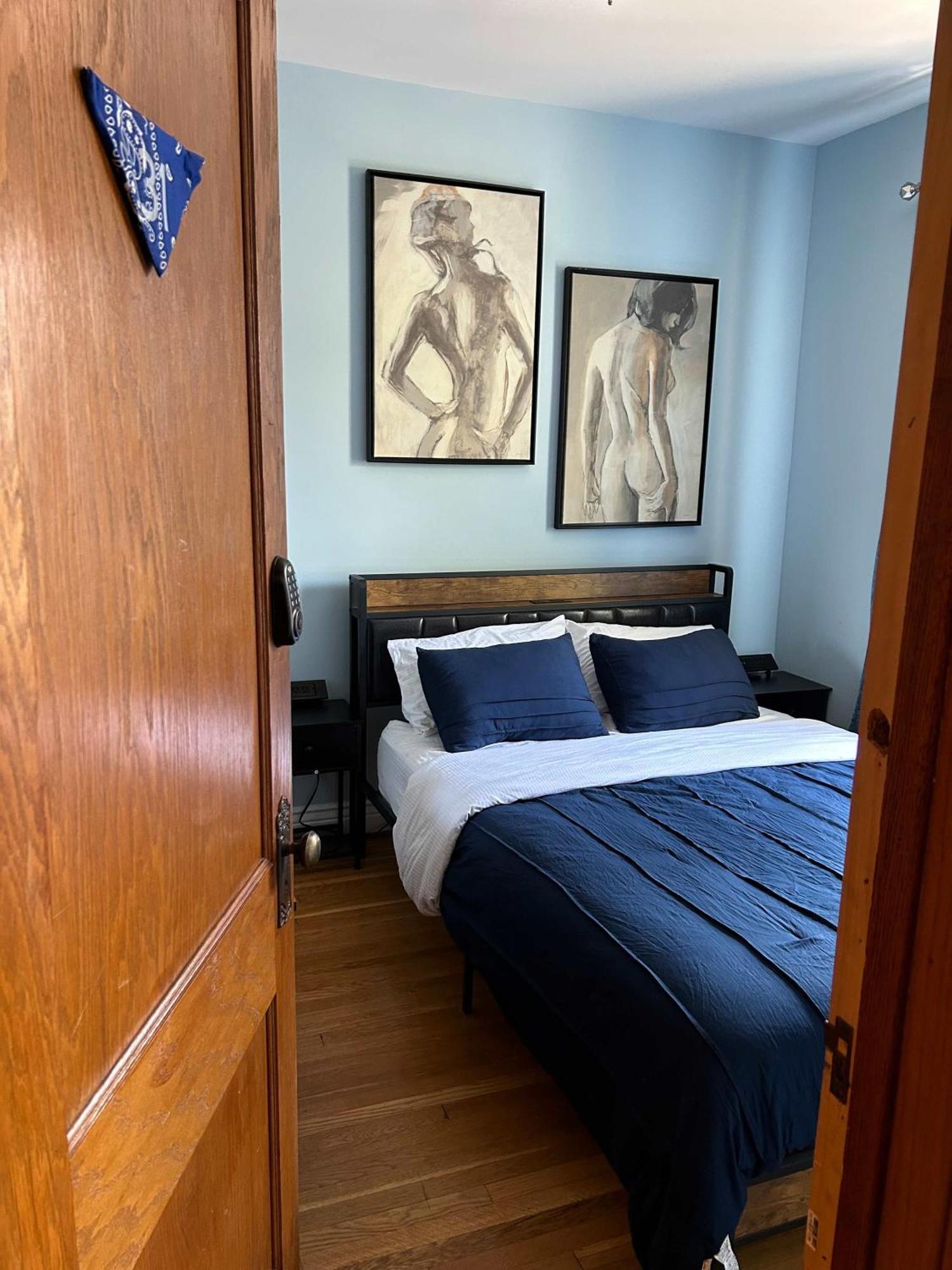 Blue In Dorothy's Bnb Bed & Breakfast *