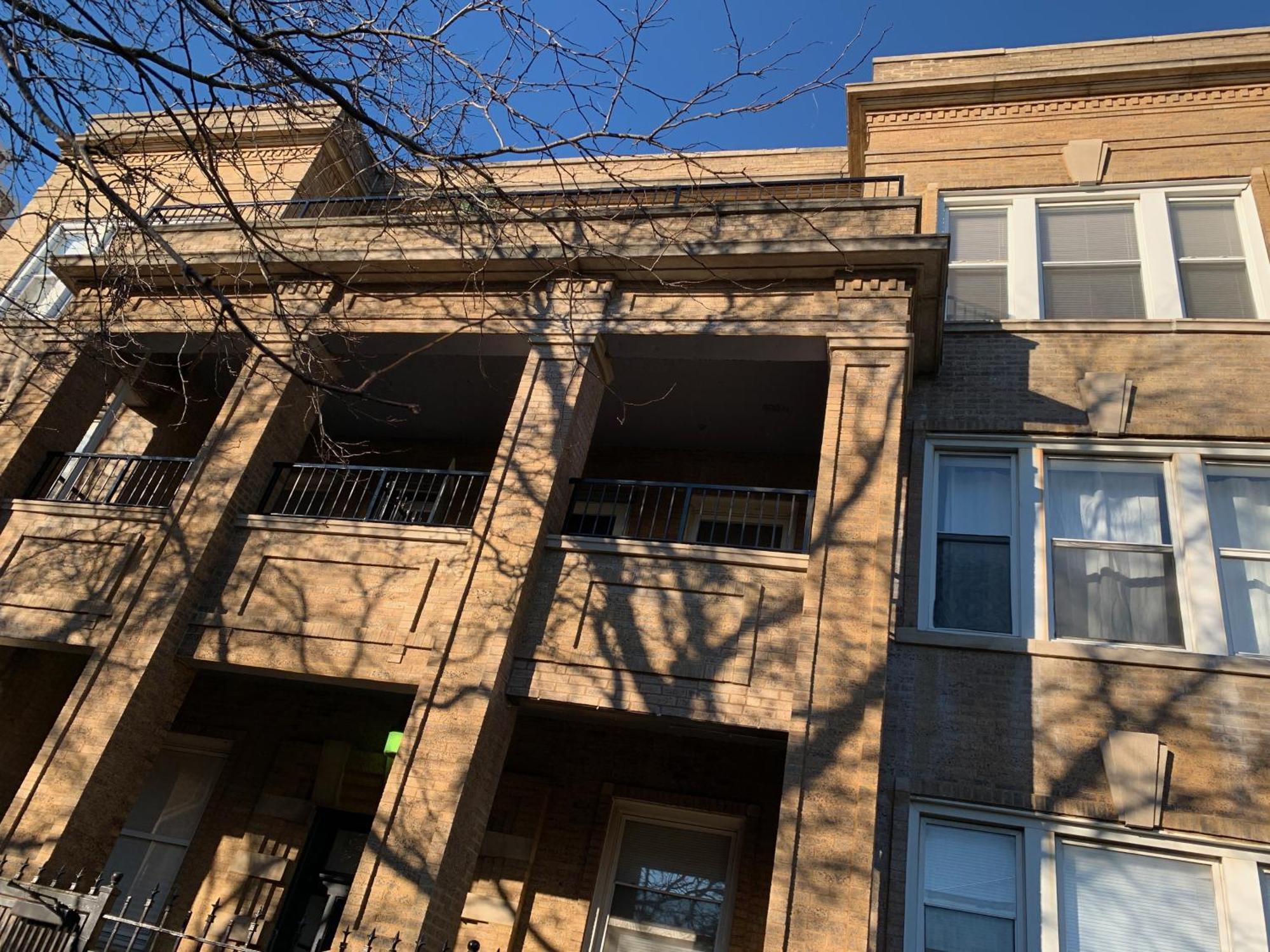 Entire With Private Balcony Apartment