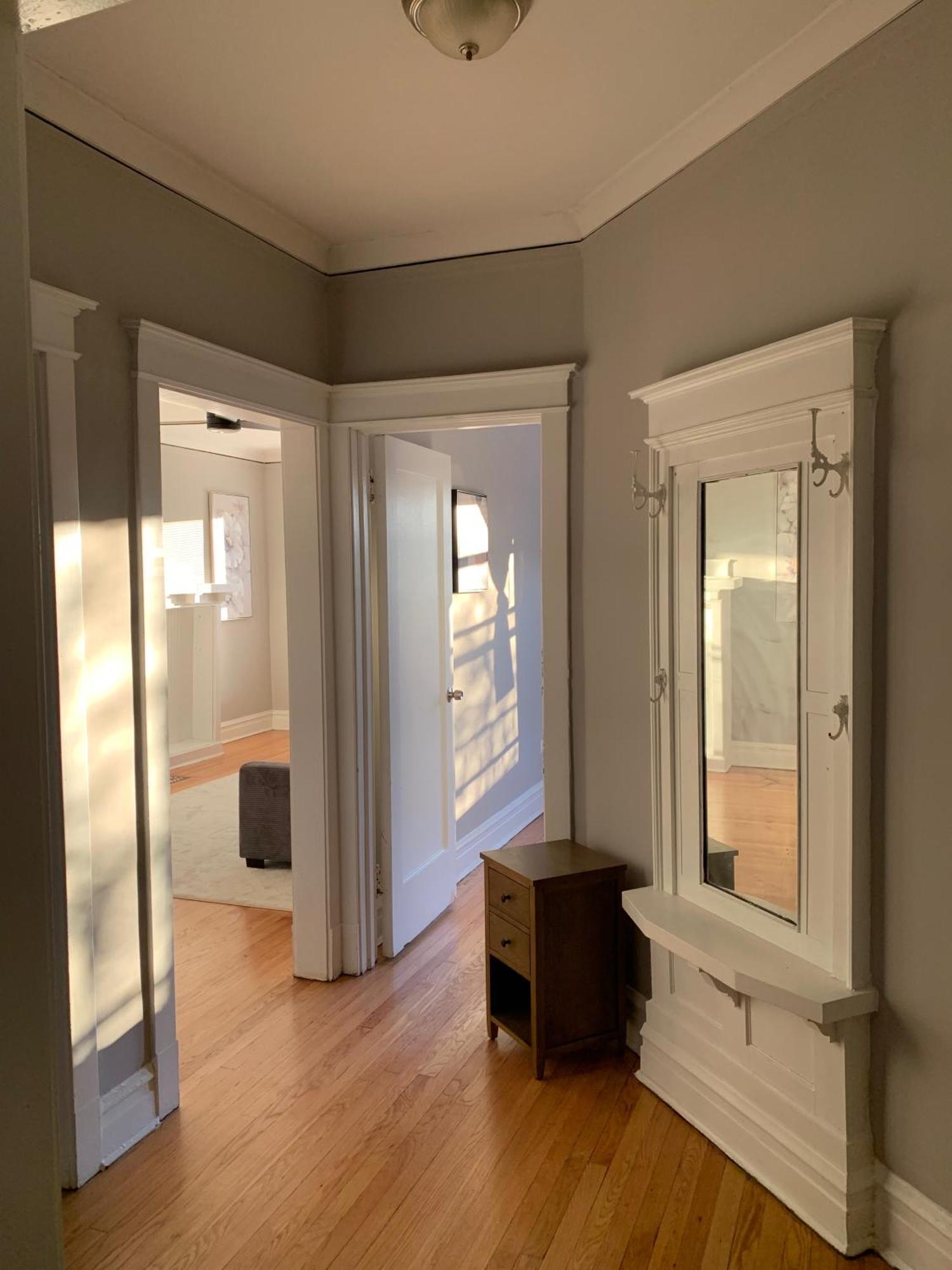 Entire With Private Balcony Apartment *