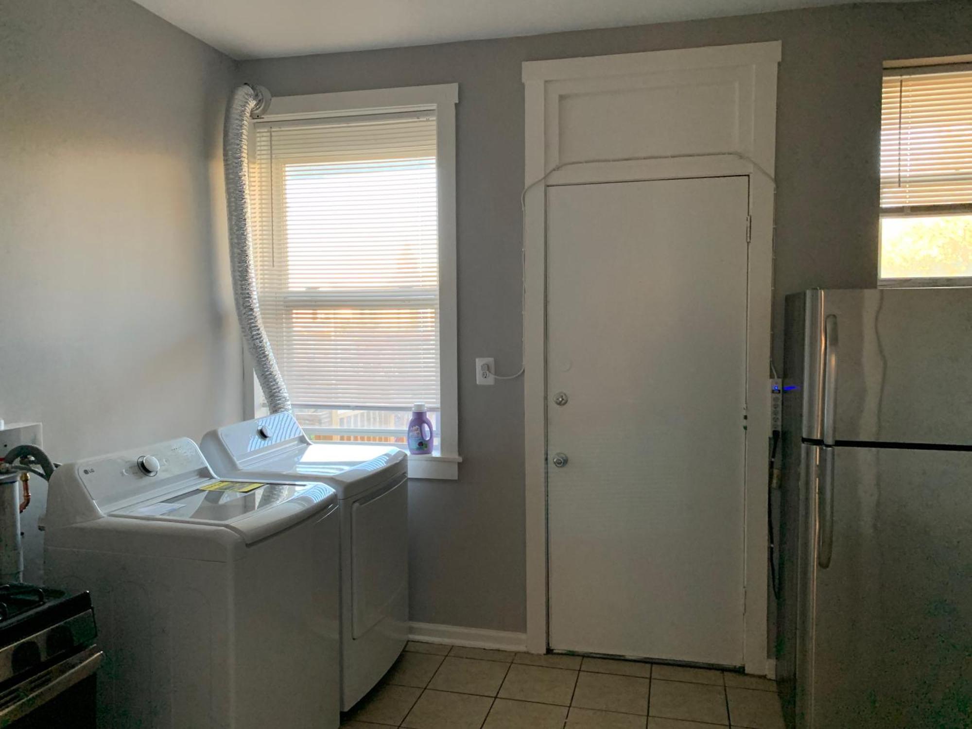 Entire With Private Balcony Apartment