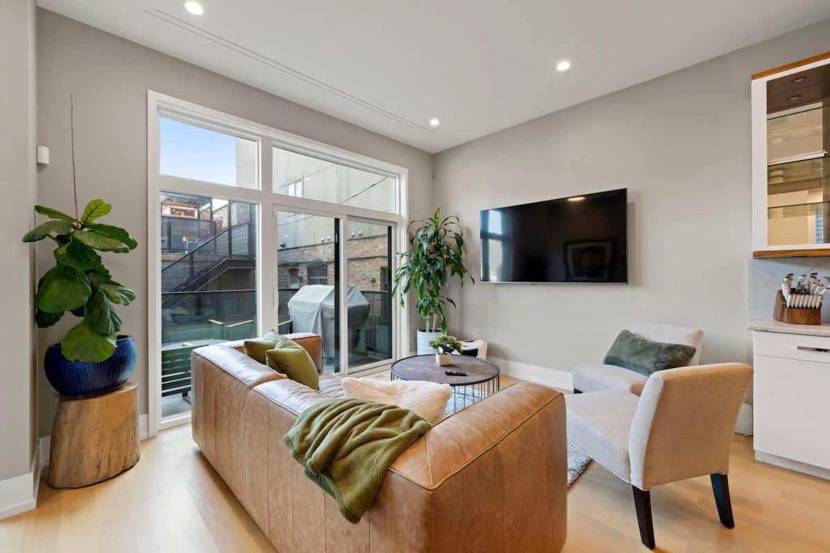 Hébergement de vacances Stunning 5br In Heart Of With 2 Rooftops