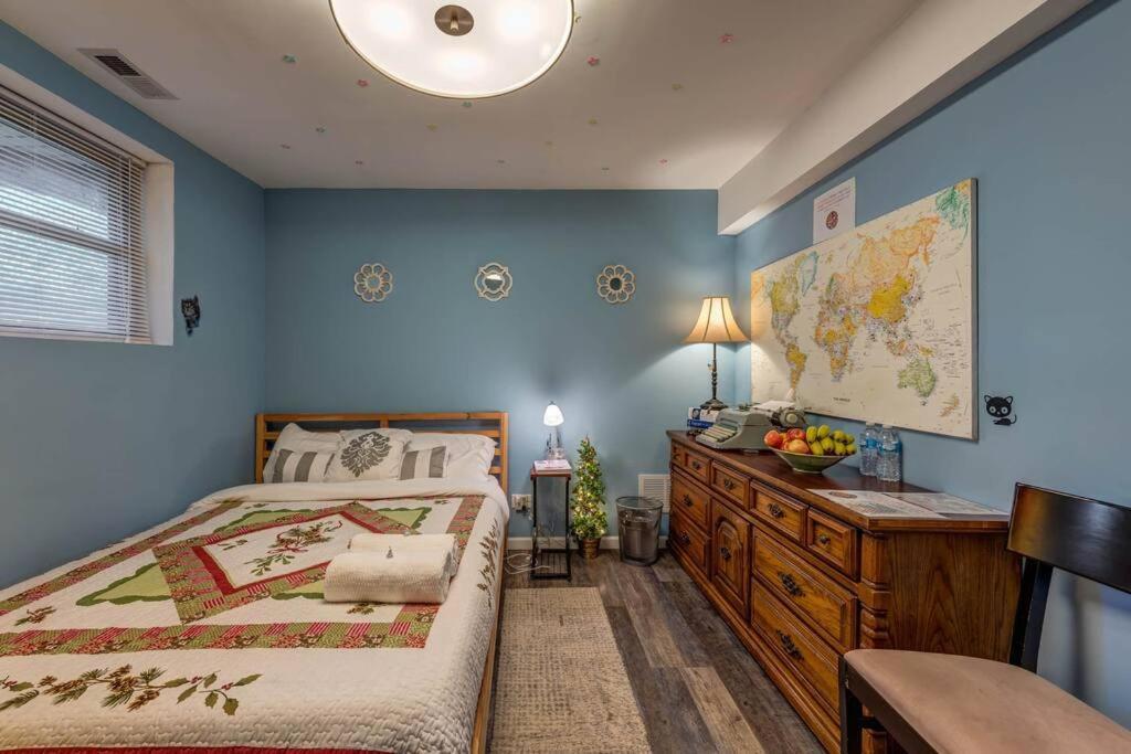 Apartamento Near Uchicago & Metra & Hot Tub & Jacuzzi Escape *