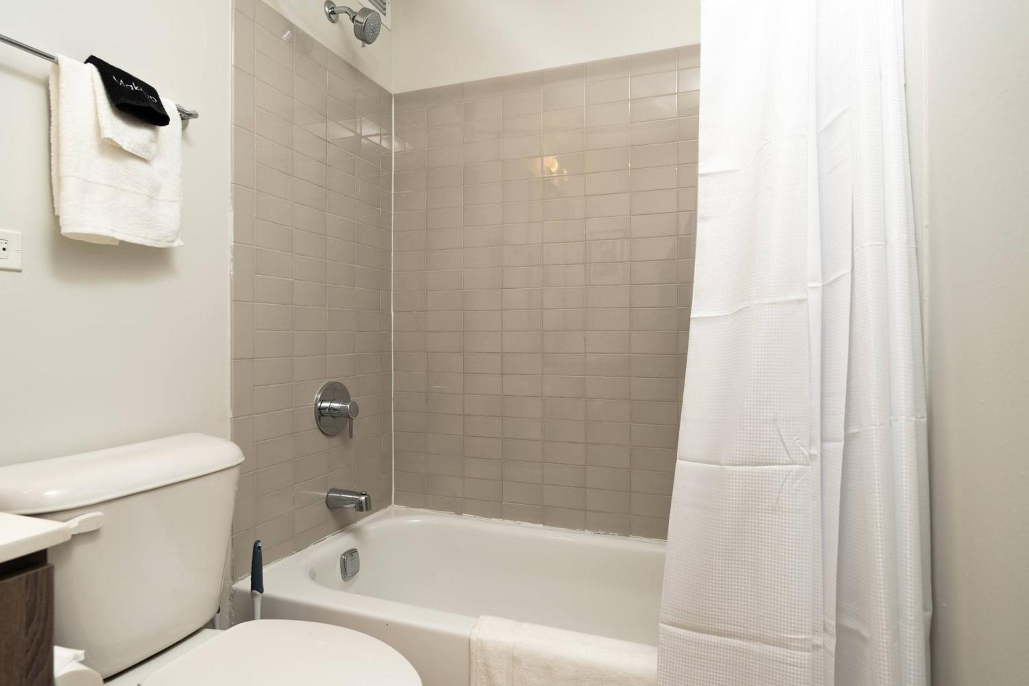 Apartment Flexhome Medical District 1br With Pool And Gym Chicago