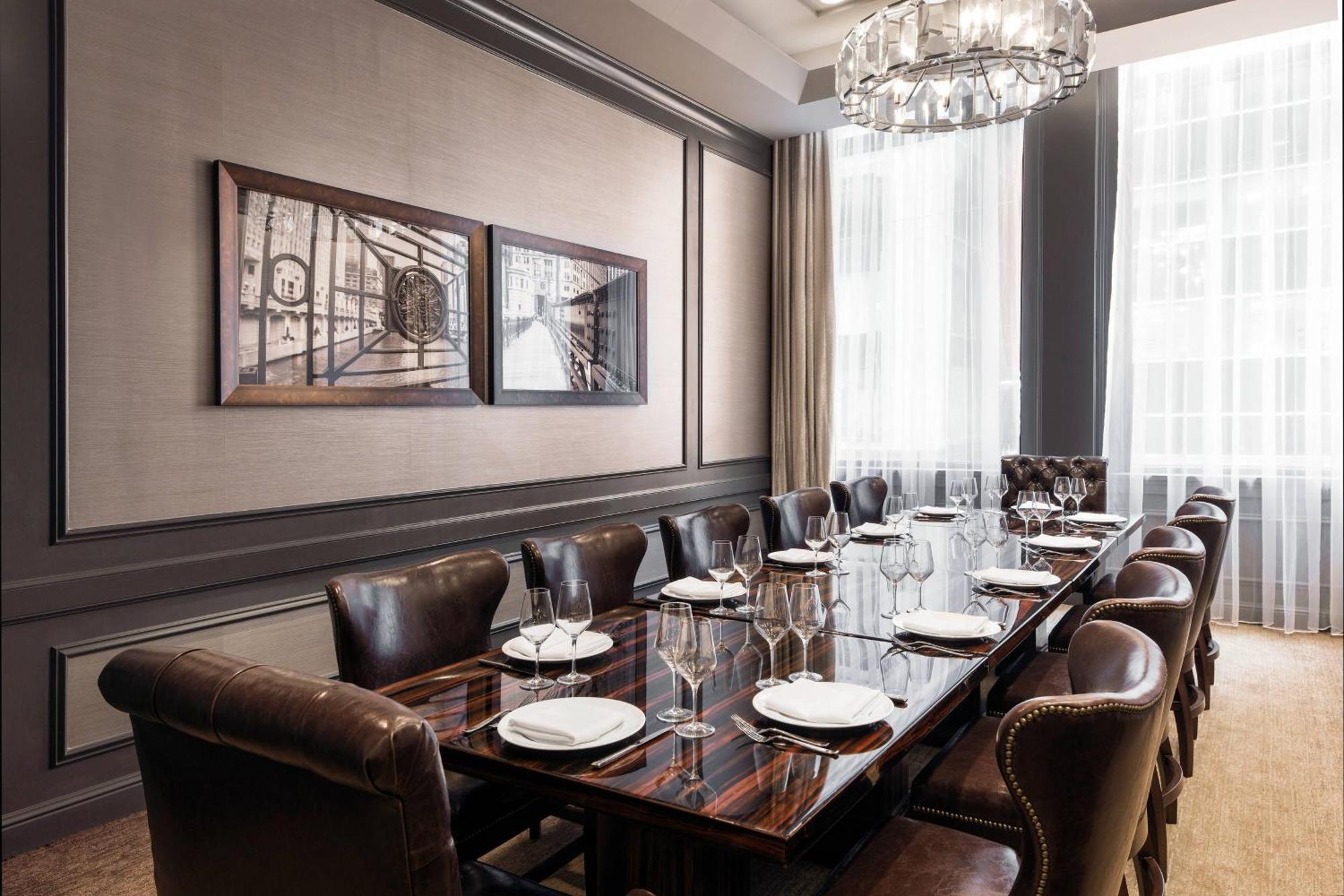 By Marriott Downtown/loop Hotel