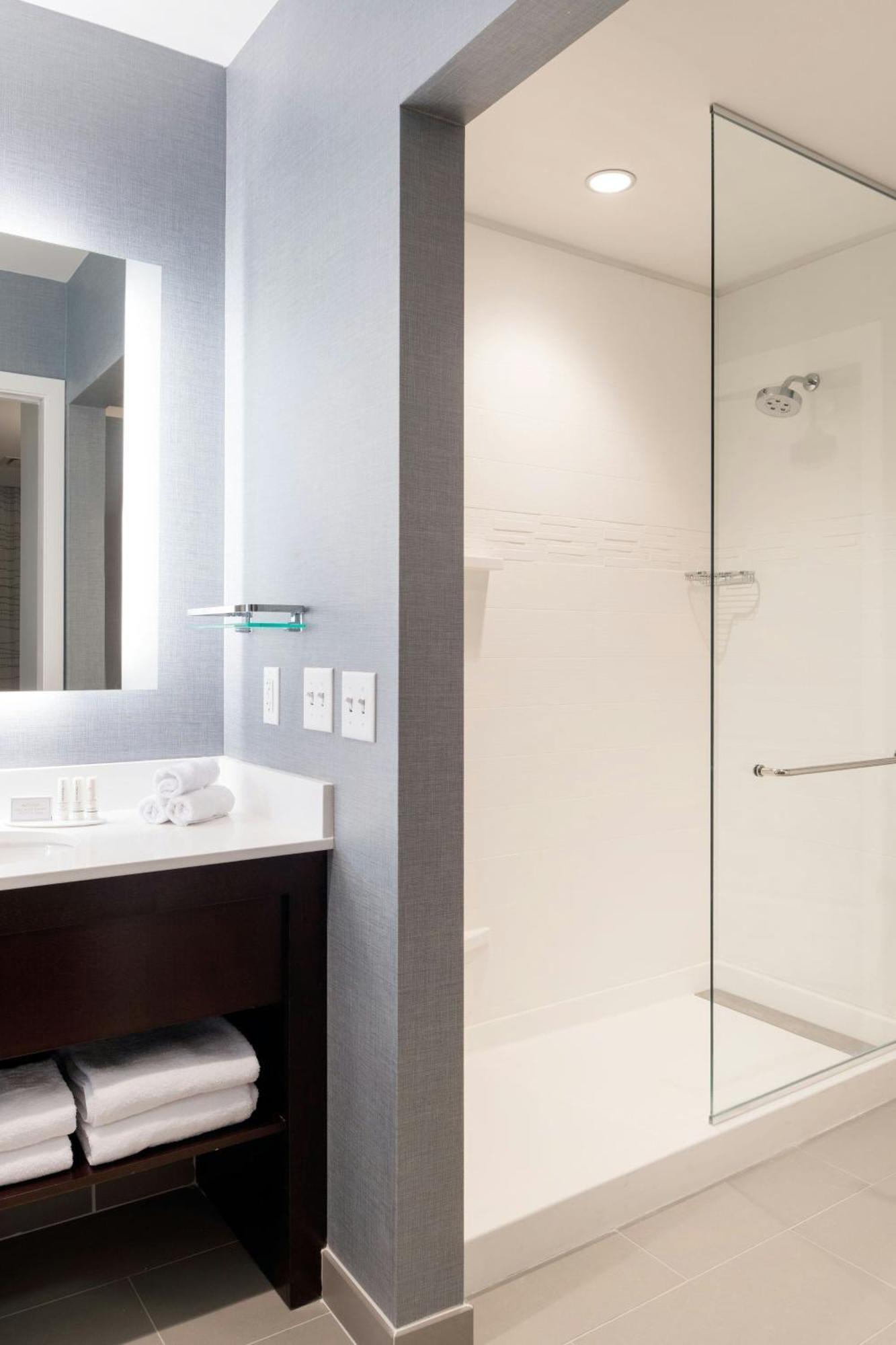 By Marriott Downtown/loop Hotel Chicago