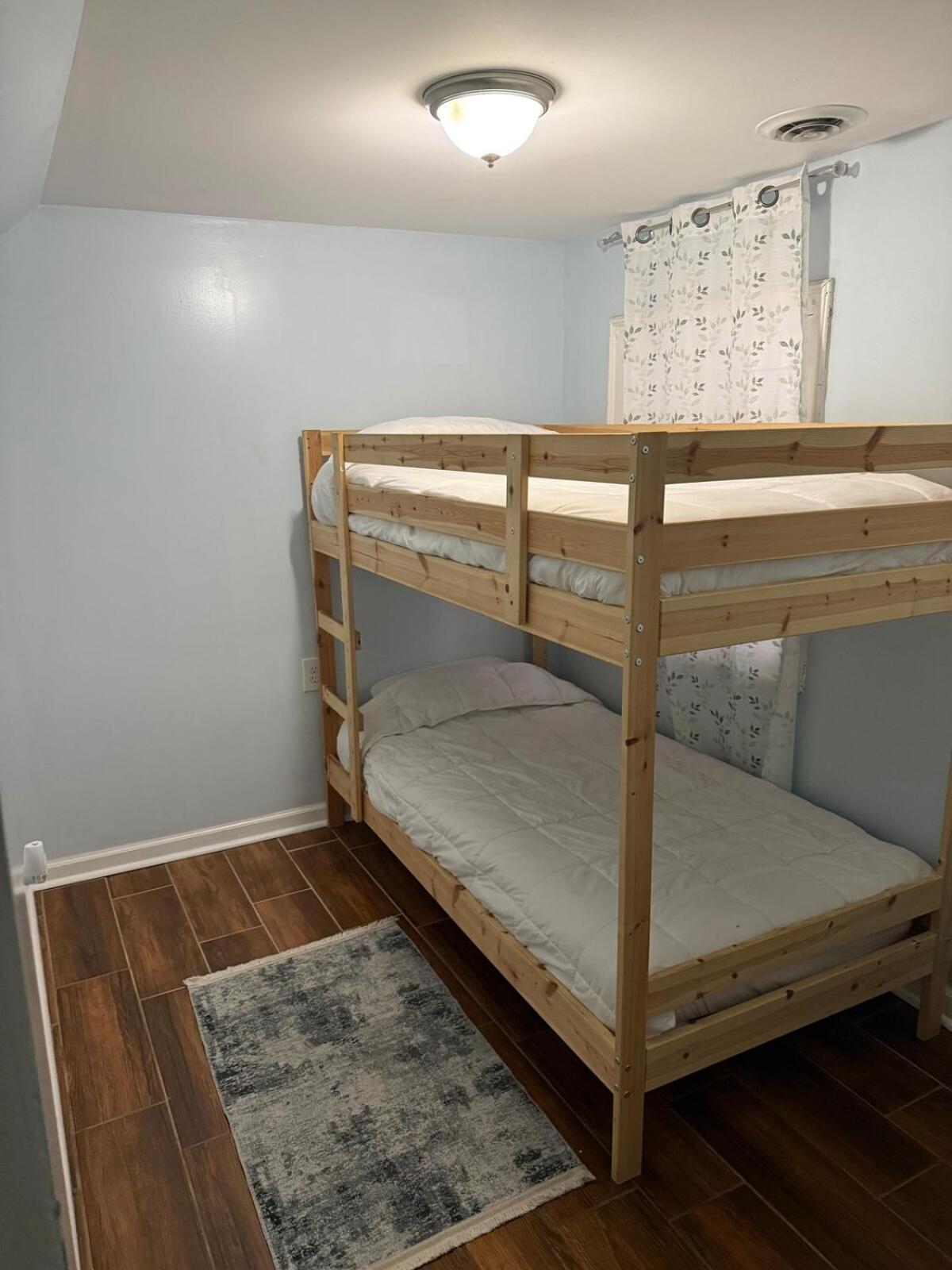 Apartamento & Comfy 2 Bedroom I West Loop I Free Parking O