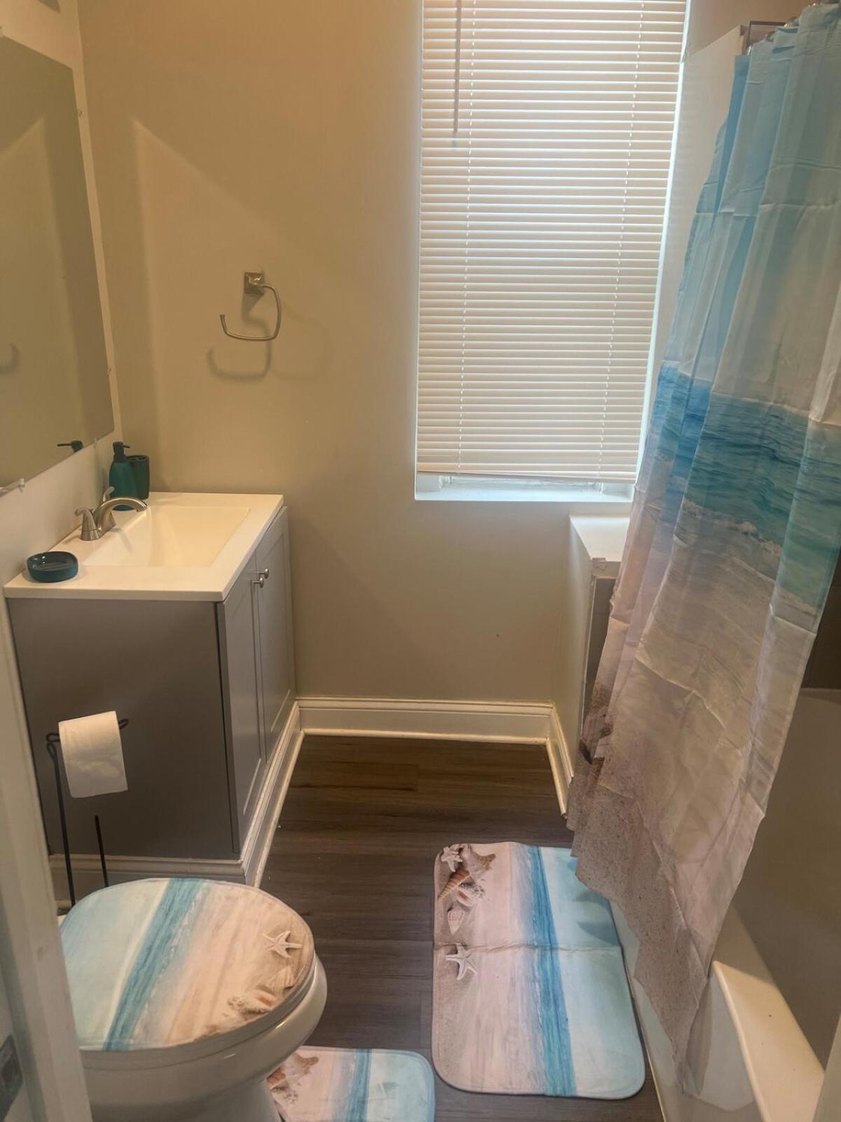 Chic Retreat Apartment Chicago