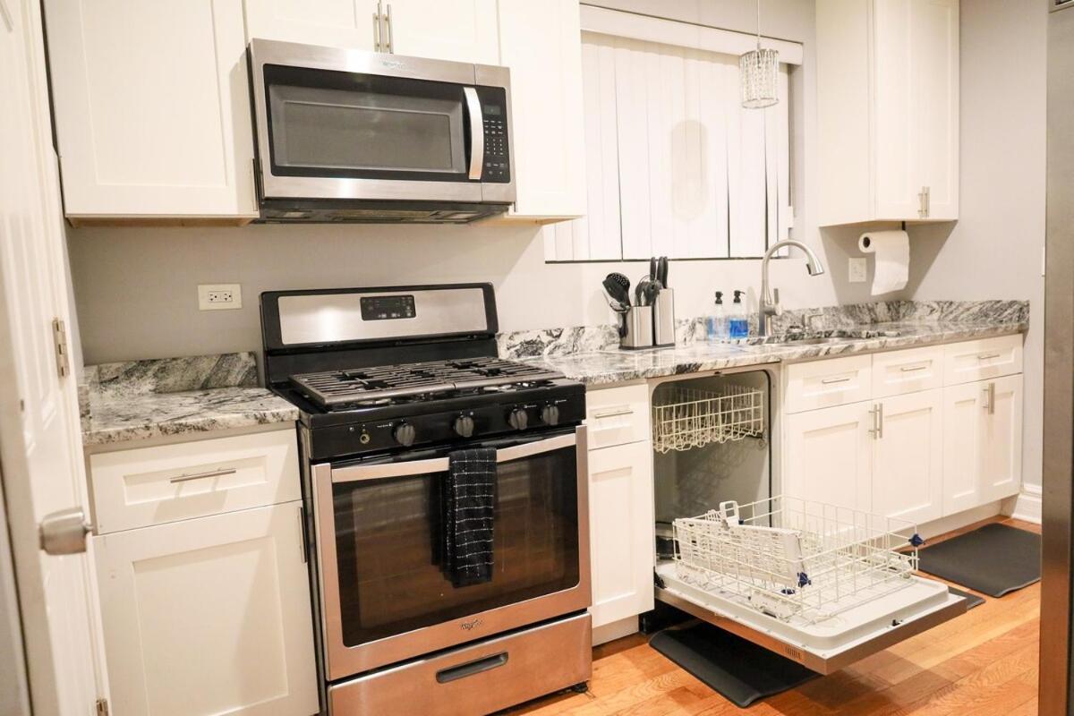 Apartment Gorgeous 4bdr In Chicago,15mins From Dwtn *