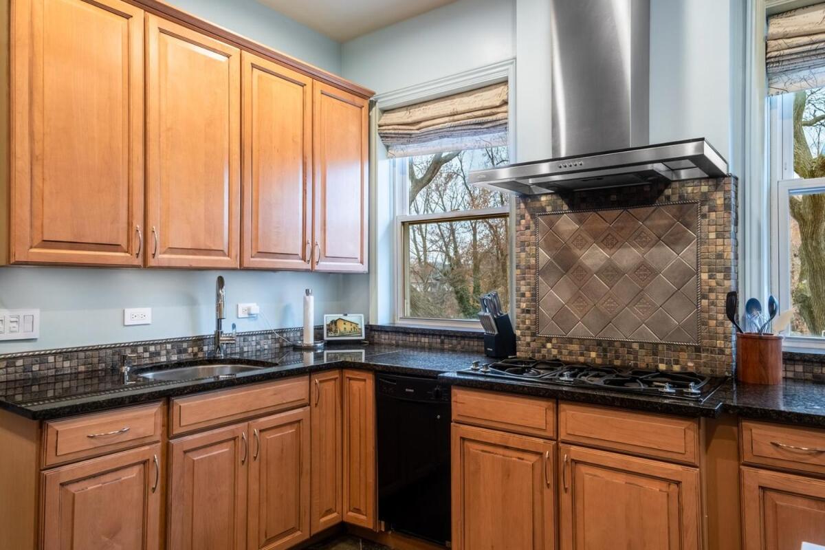 Apartamento Elegant And Chic 2bed 2bath Steps From The Lake! *