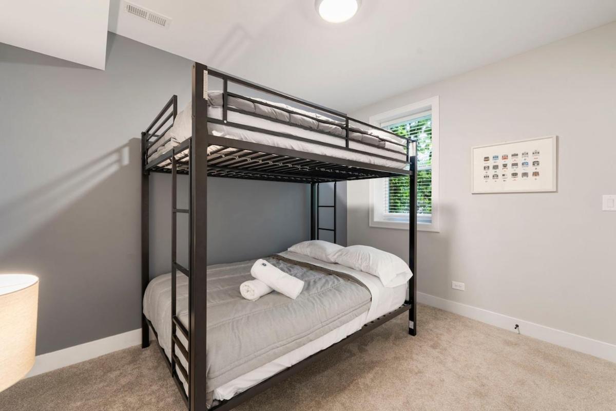 Apartment Charming Chicago