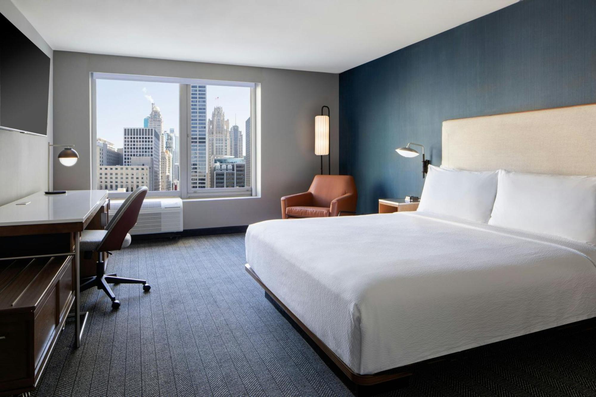 Courtyard By Marriott Downtown/river North