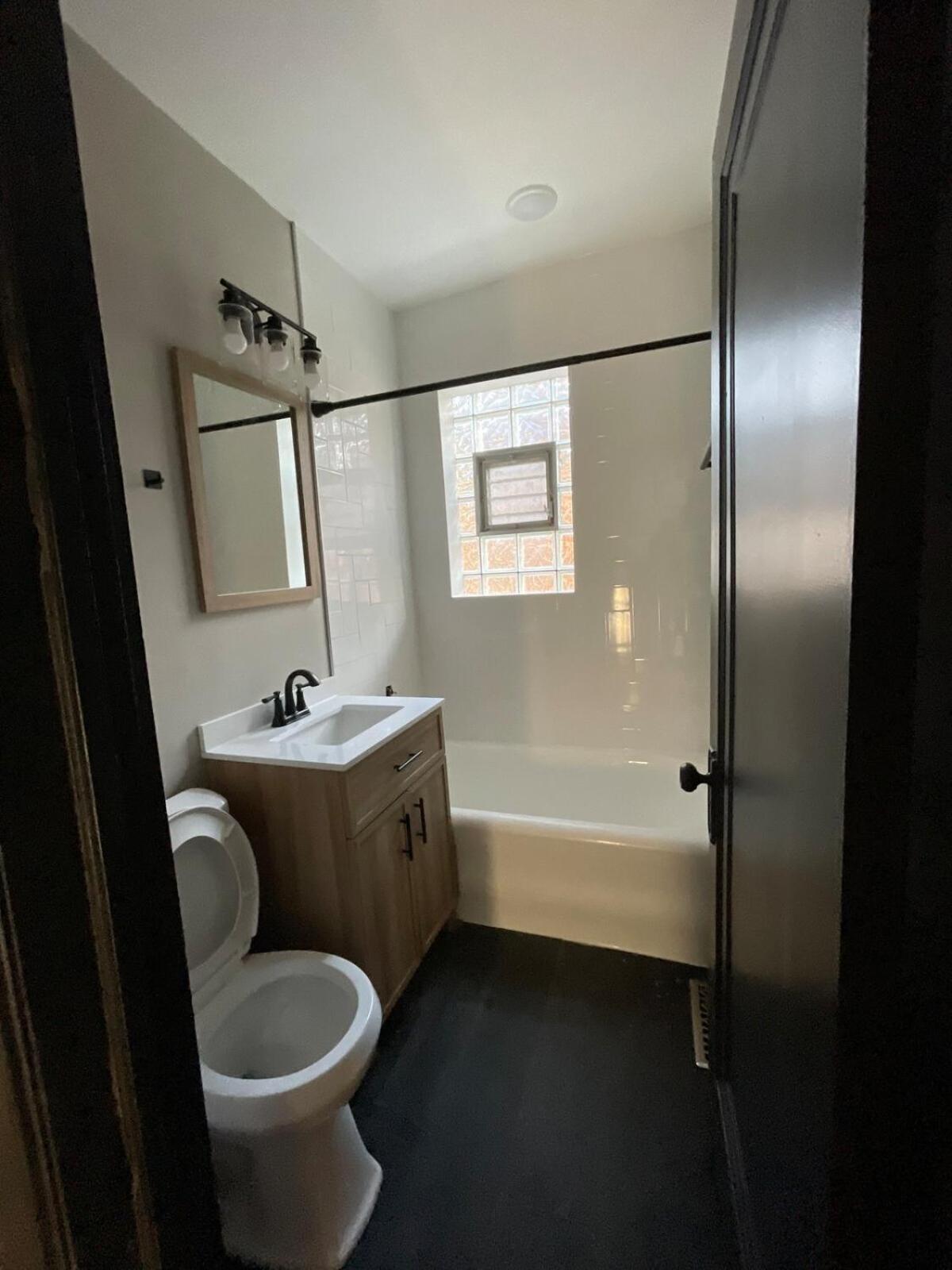 Modern 1br Outdoor Space & Cozy Vibes Apartment