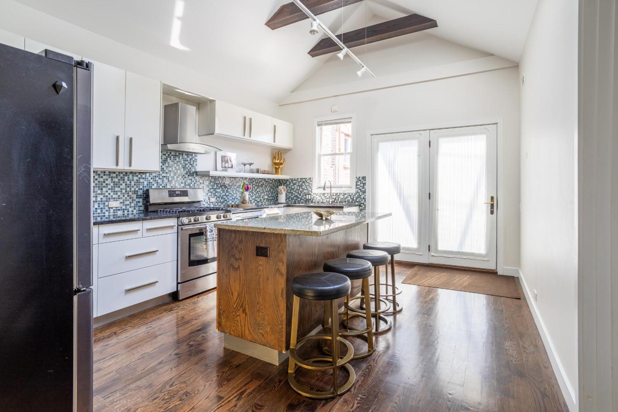 Duplex 3 Bed 2 Bat Steps From Lincoln Square Appartement Chicago