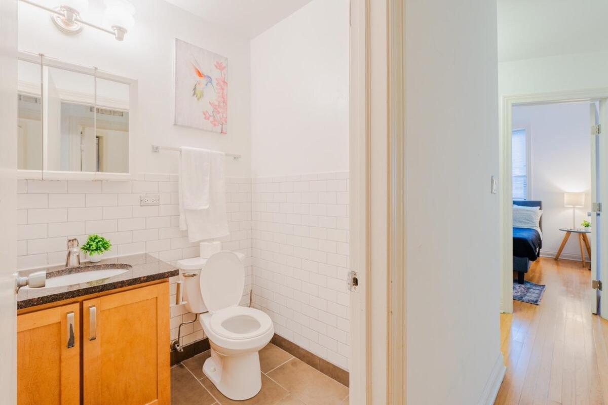 Stylish 4br In Hyde Park, Steps From Uchicago * Chicago