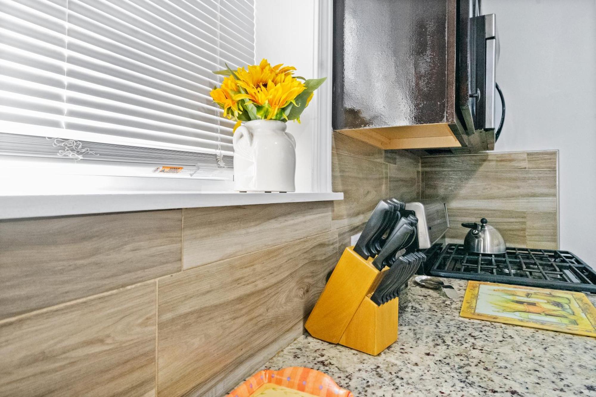 Apartamento 420 Long Term 2 Bedroom Laundry Private Parking