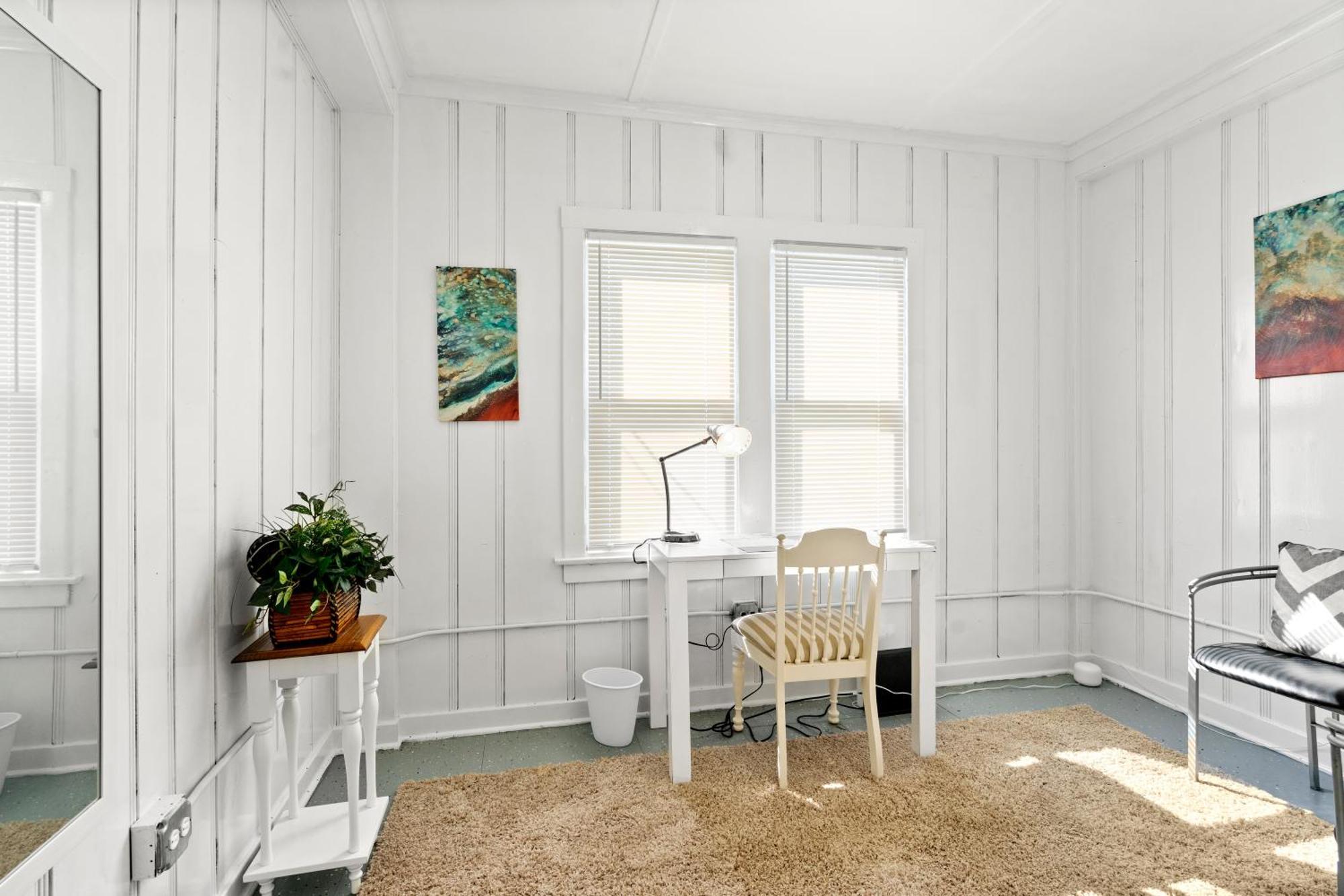 420 Long Term 2 Bedroom Laundry Private Parking Apartamento