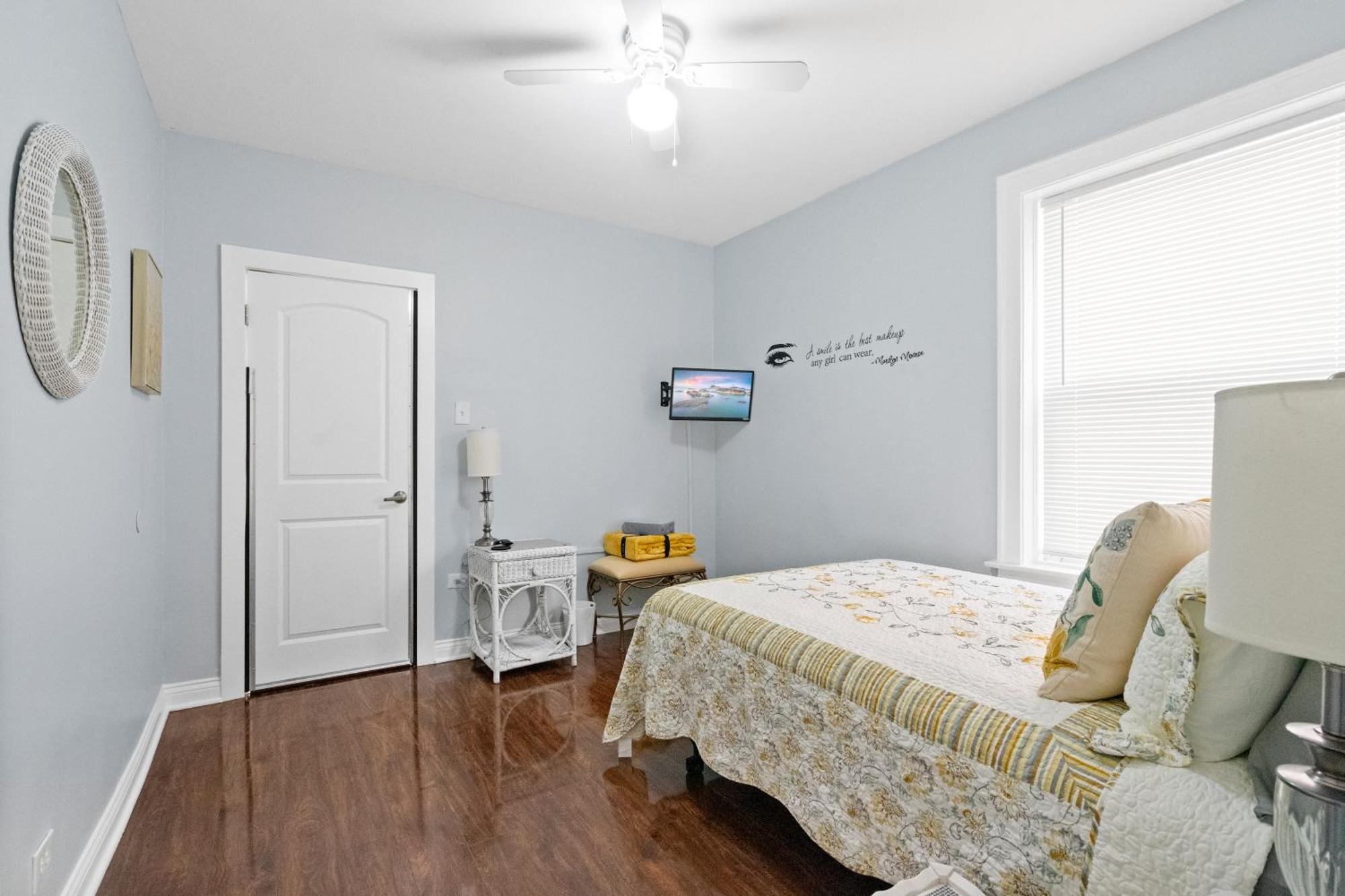420 Long Term 2 Bedroom Laundry Private Parking Apartamento *
