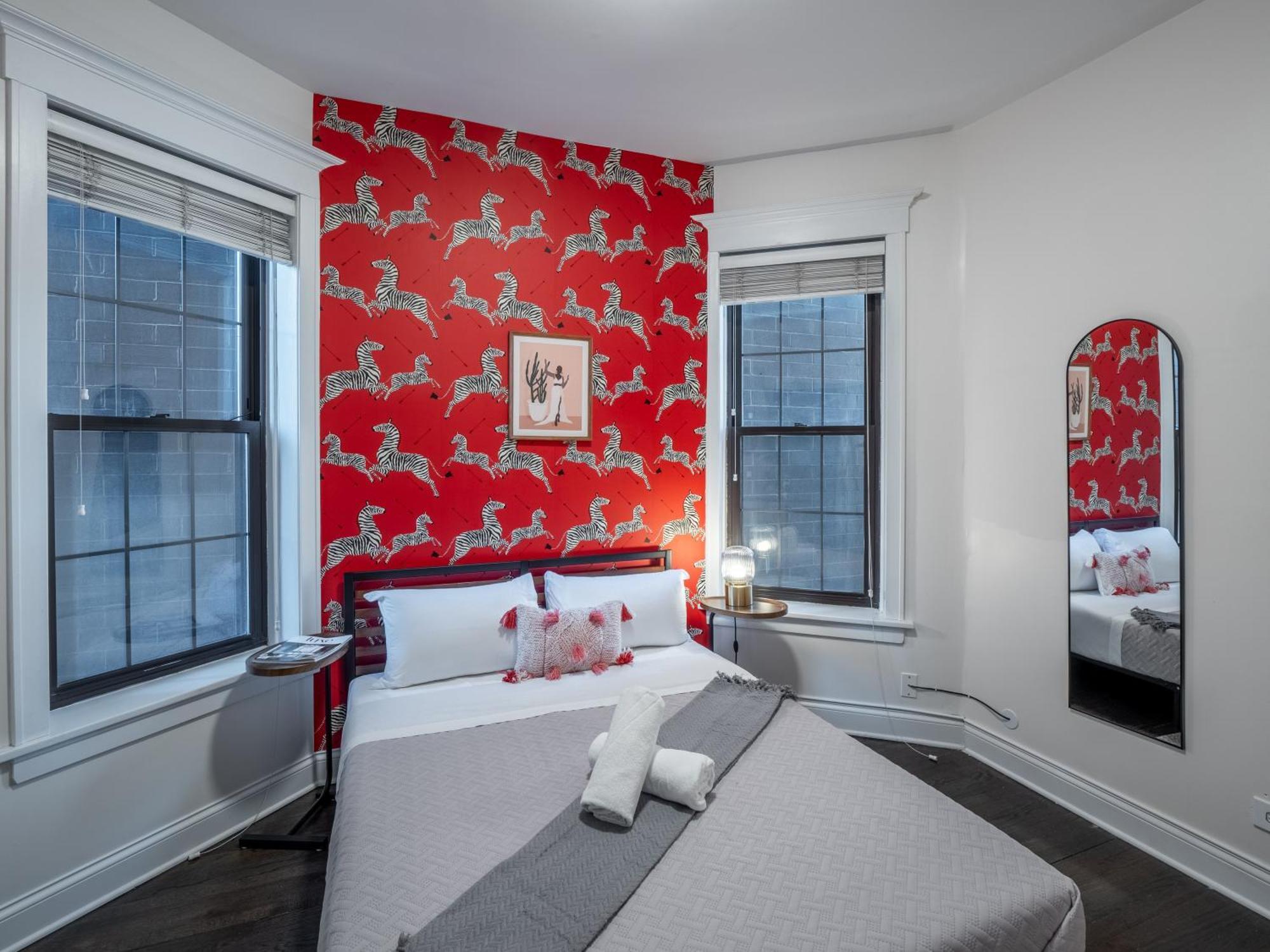 Apartment Wrigleyville