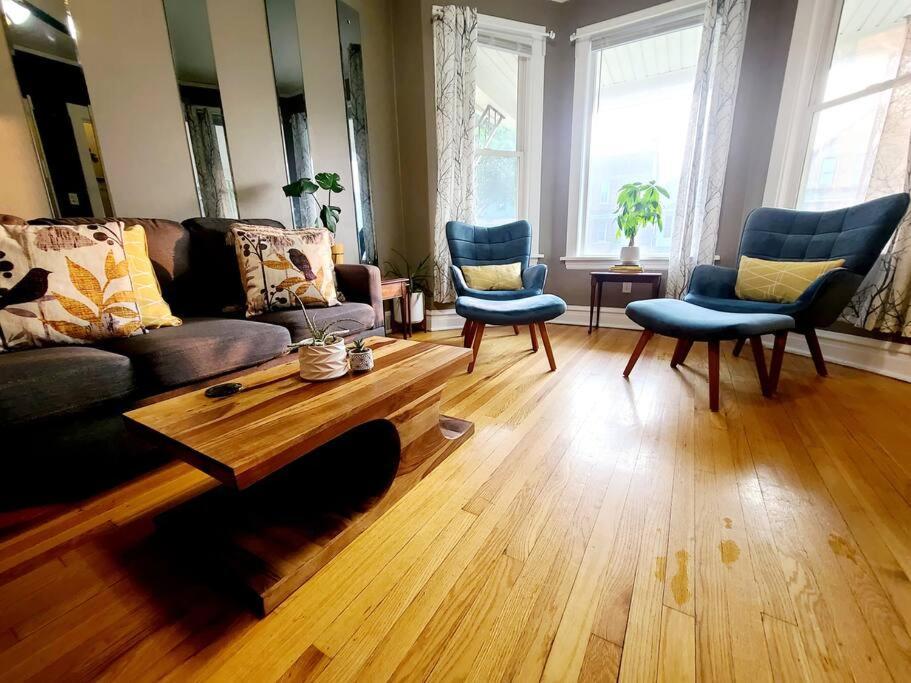 Hermosa House Eco-home - Peaceful Quiet 3br, Free Parking, Solar Powered, By Logan Square Apartamento Chicago