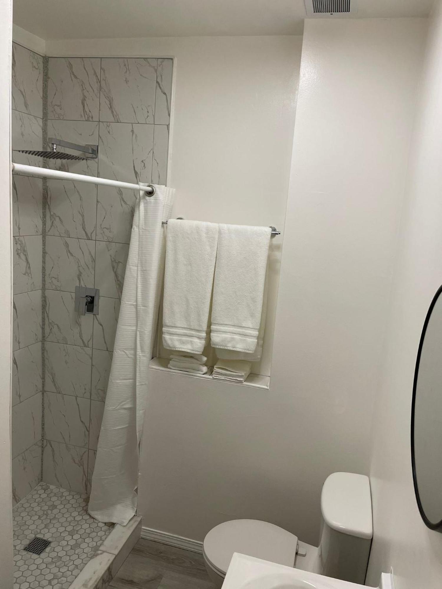 Prime Avondale Chicago