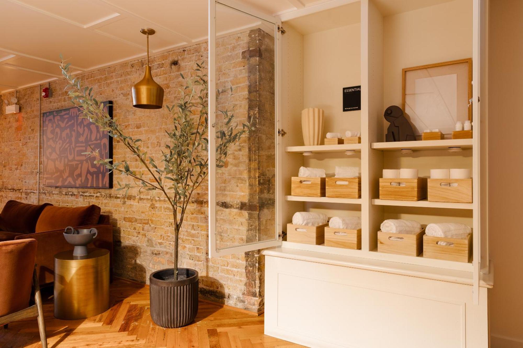 Hotel Found River North Chicago