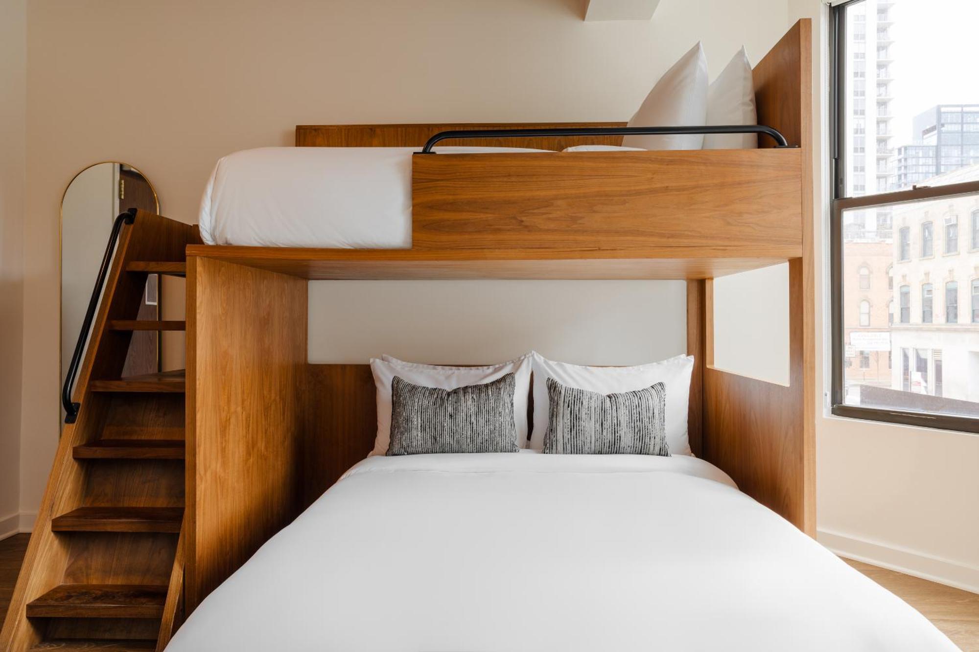 Found River North Chicago