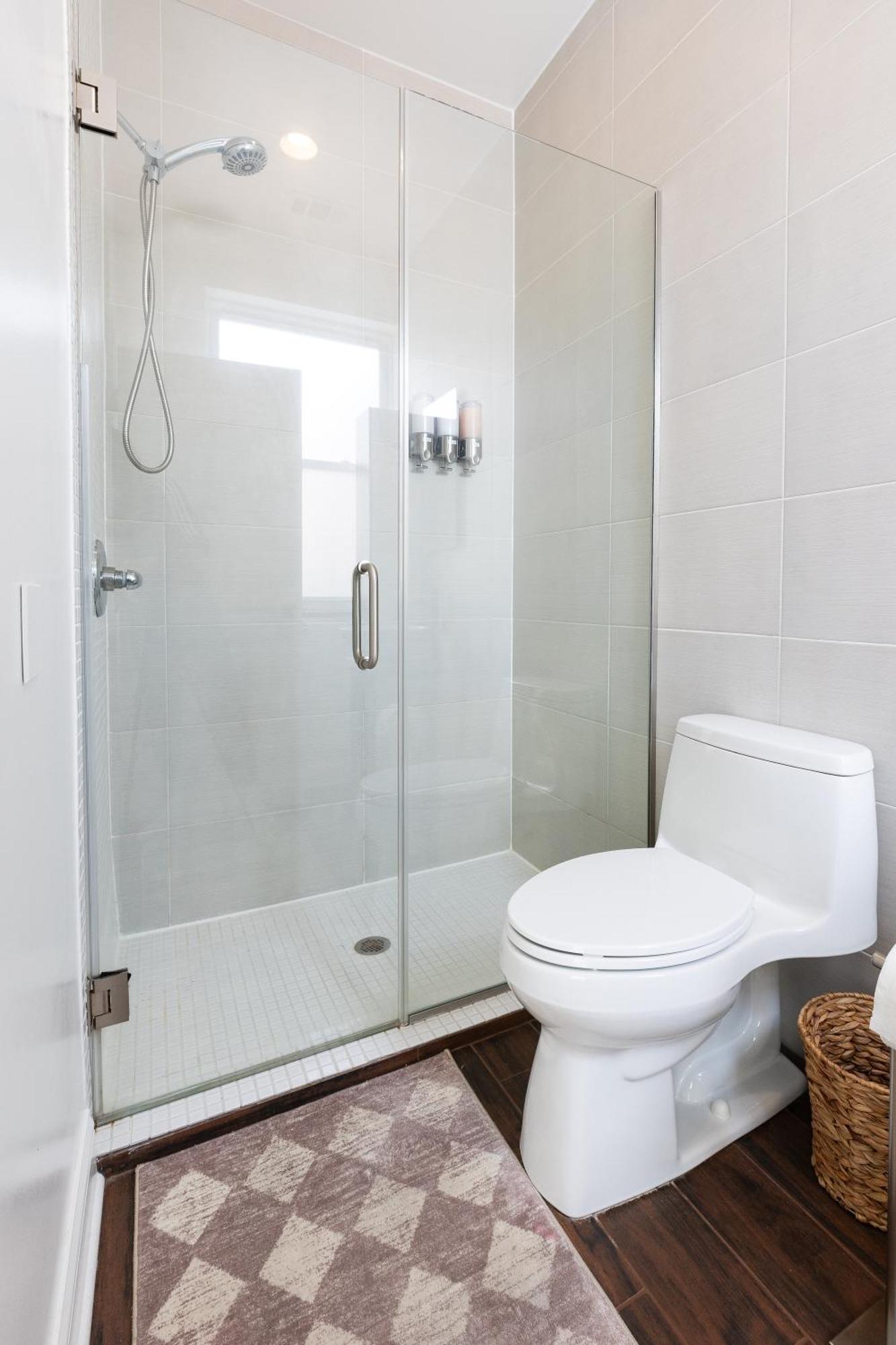 Uptown Bright & Modern - Steps To Lake, Train, Amazing Food & Free Parking Chicago