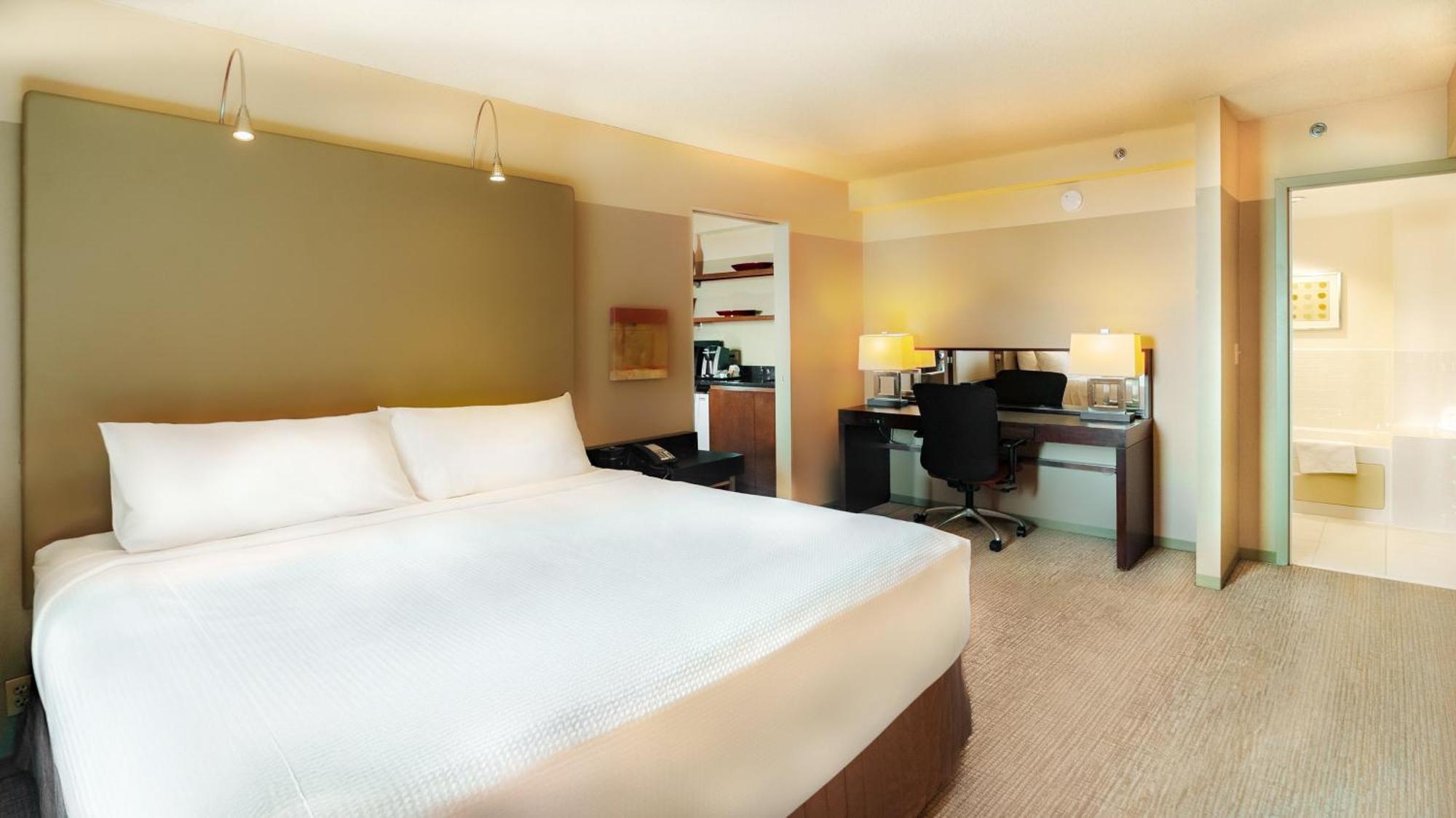 Crowne Plaza - West Loop By Ihg Hotel