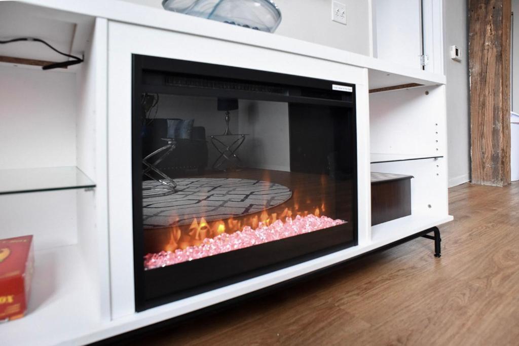 Luxery - Themed Units! Close To Downtown, Mccormick Place & Wintrust Arena