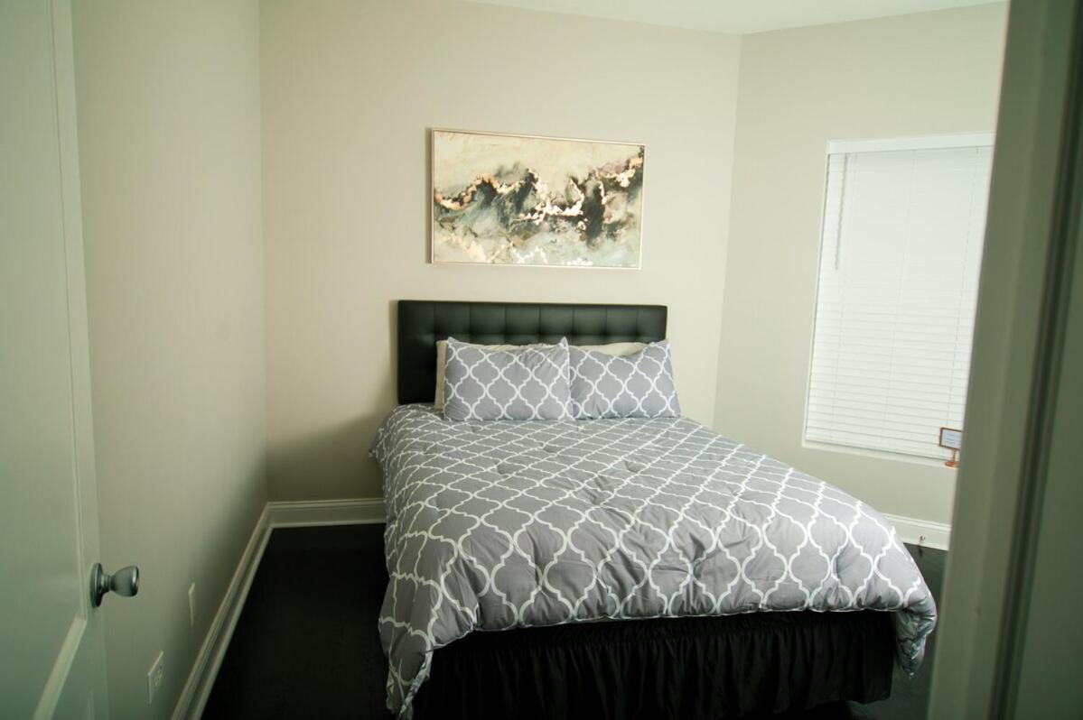 7 Star The Malia Oasis 3br 1 Half Bath Office Space Apartment